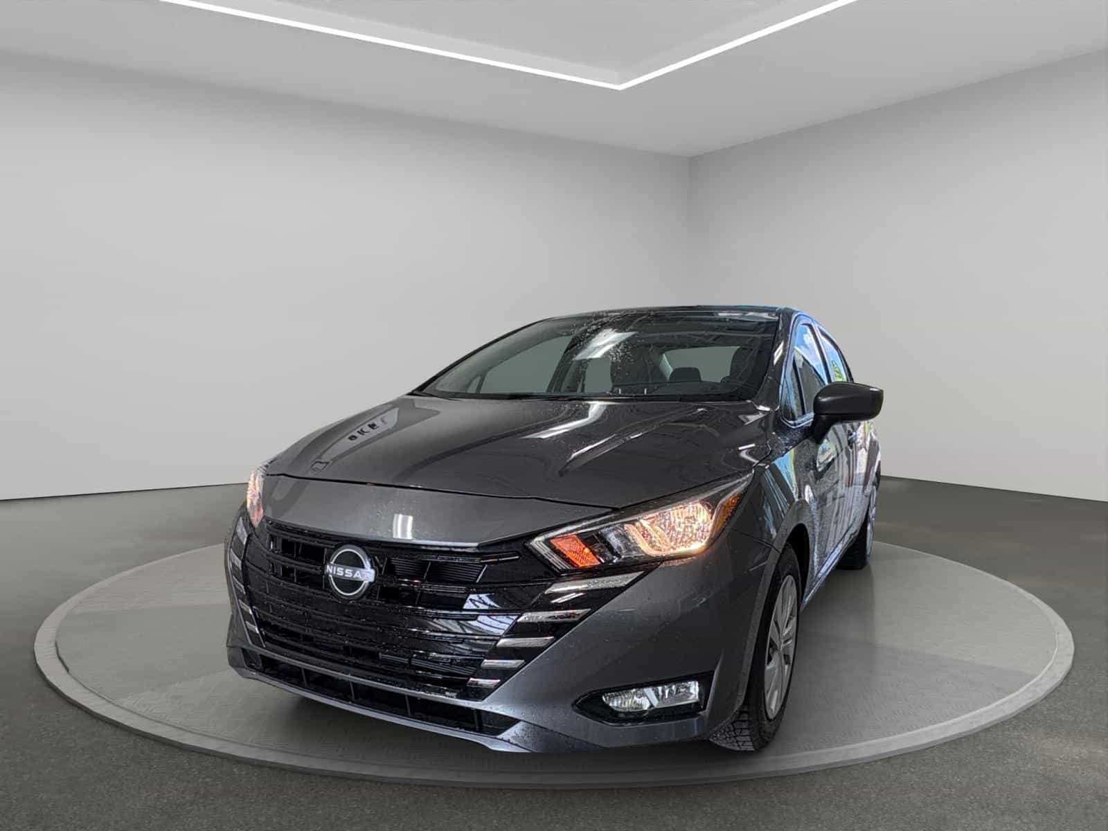 Image 1 Nissan Versa S 2025