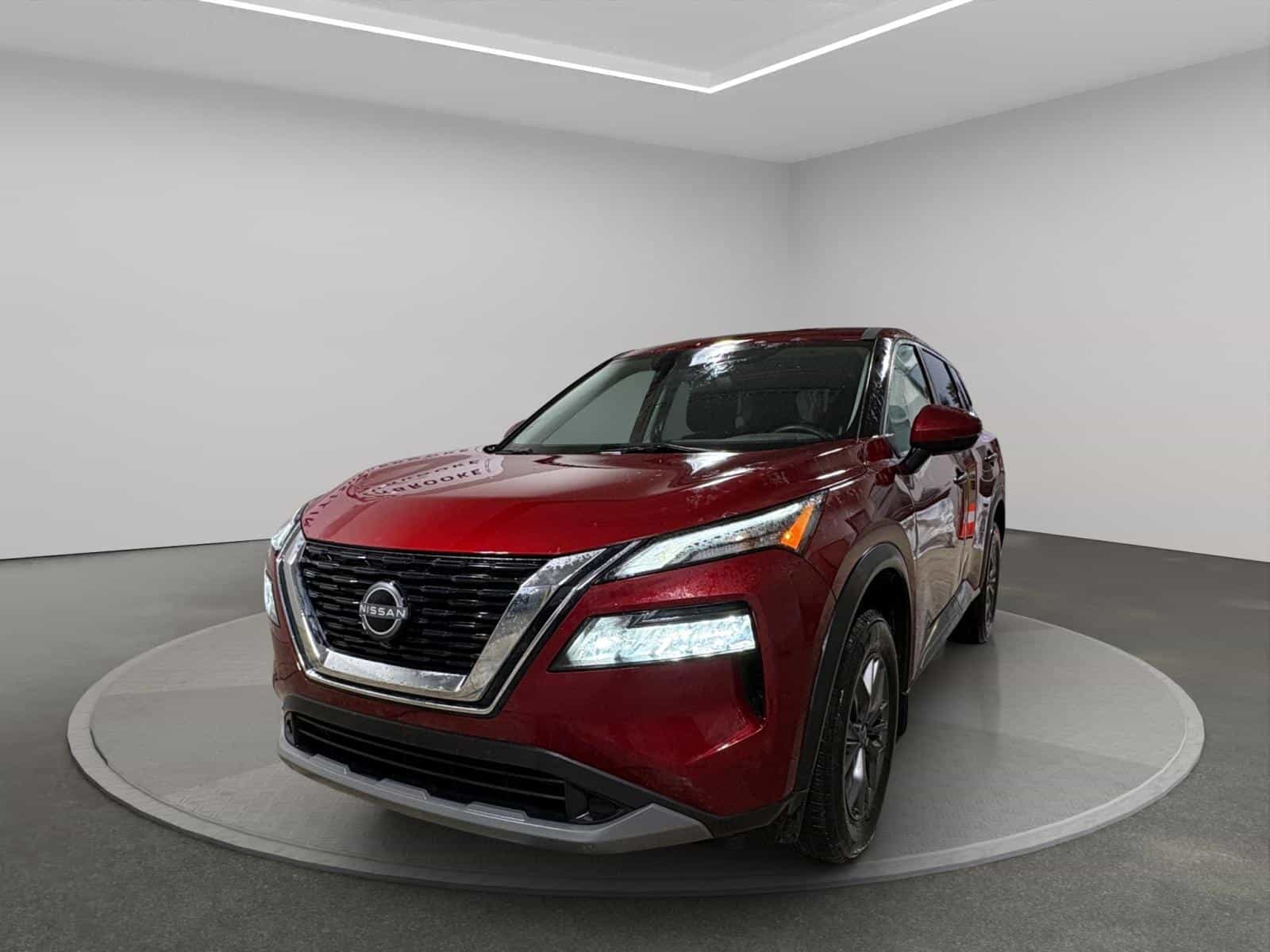 2023 Nissan Rogue S - Image 1