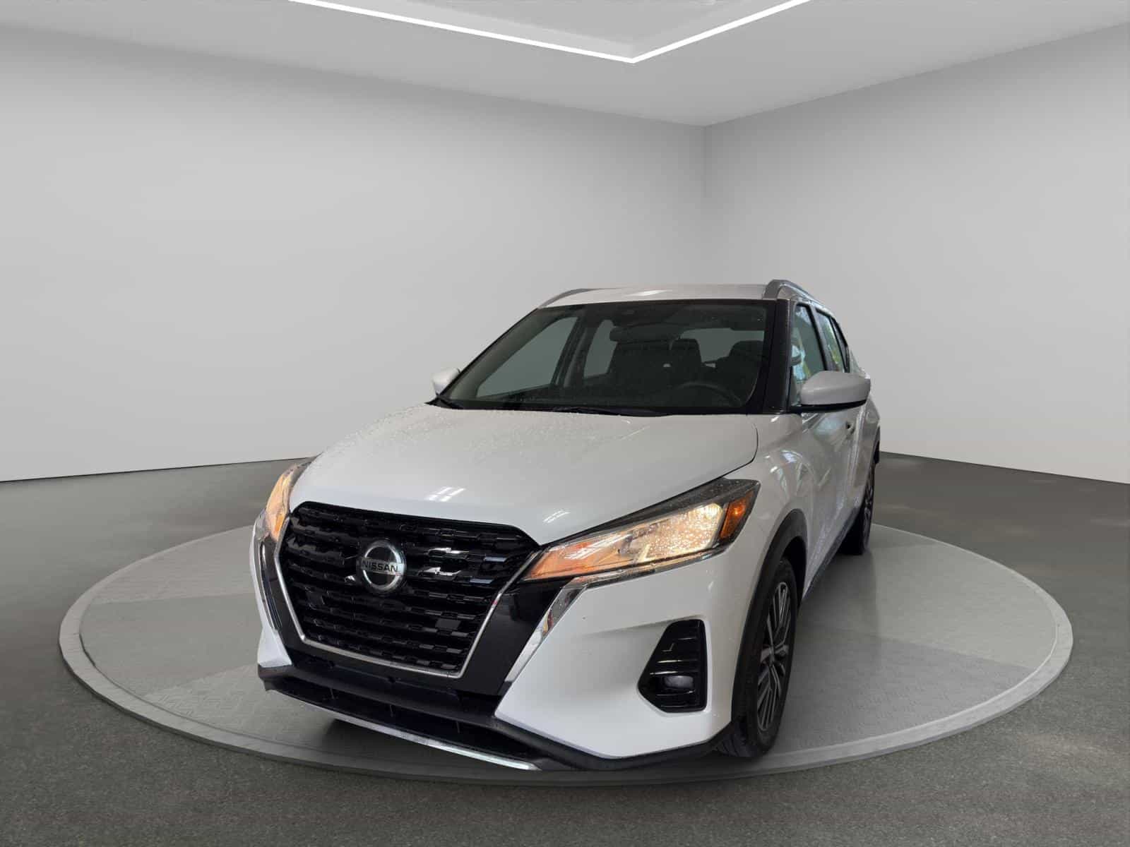 Image 1 Nissan Kicks SV 2021