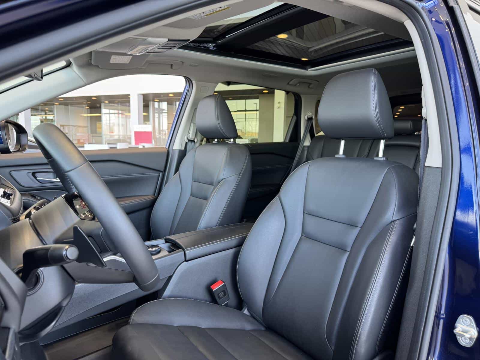 2024 Nissan Rogue SL - Image 8