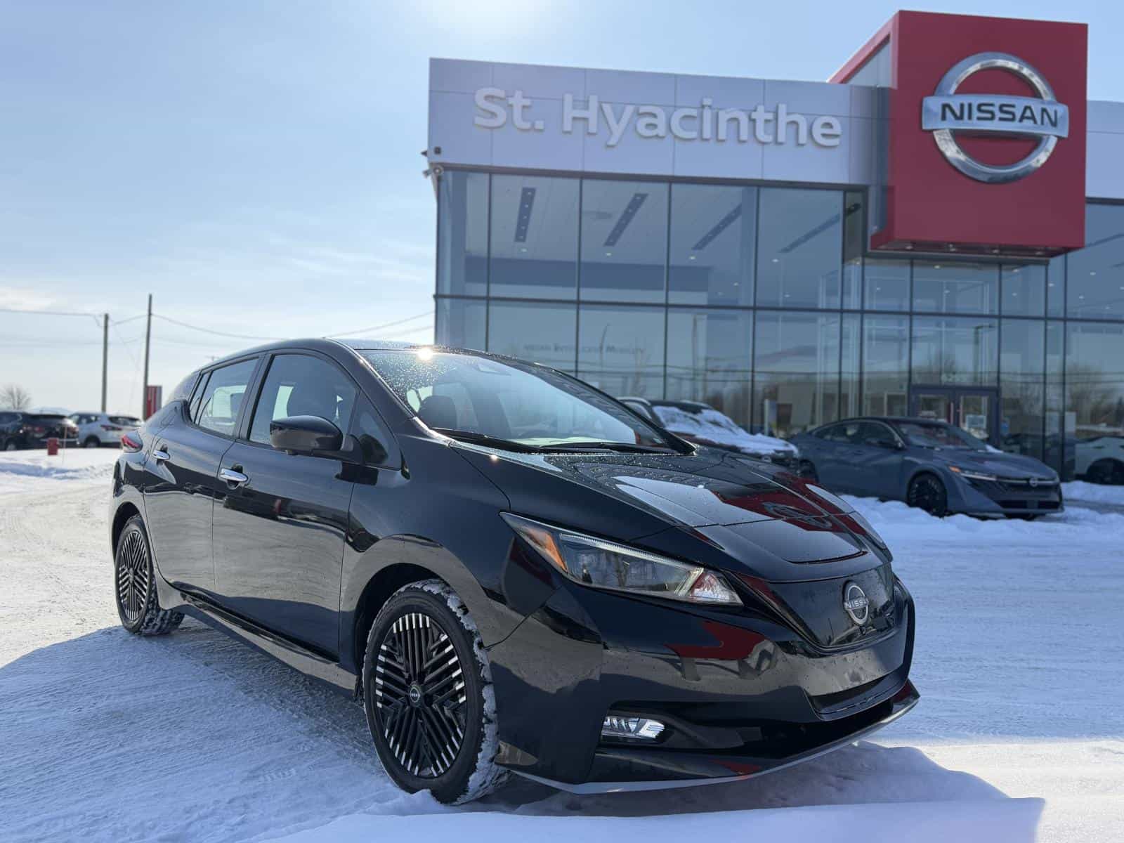 Image 1 Nissan Leaf SV Plus 2025