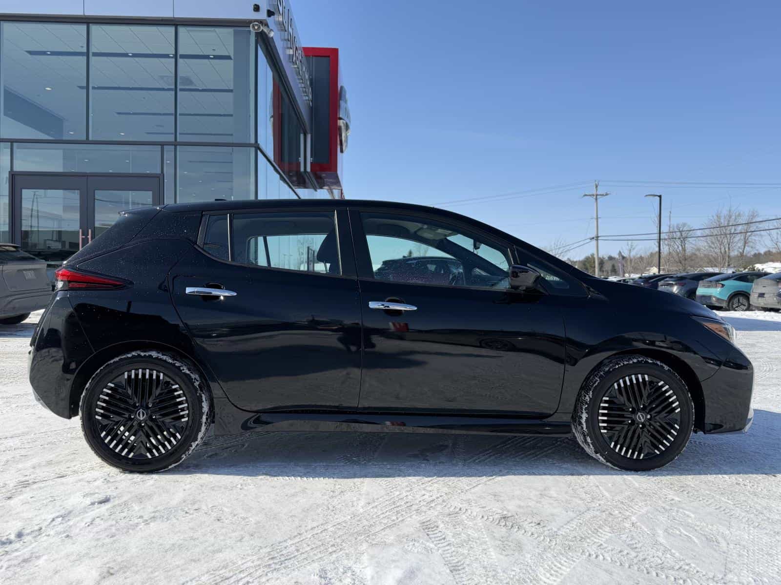 2025 Nissan Leaf SV Plus - Image 5