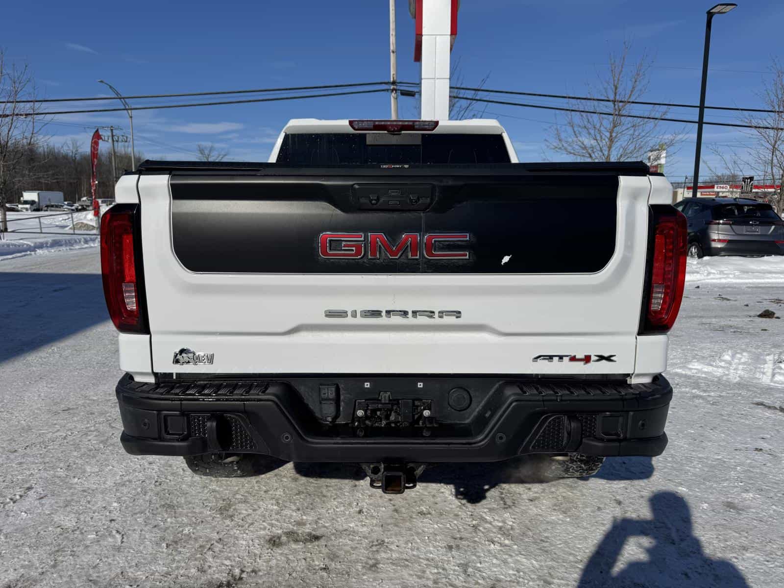 Image 8 GMC Sierra 1500 AT4X 2023