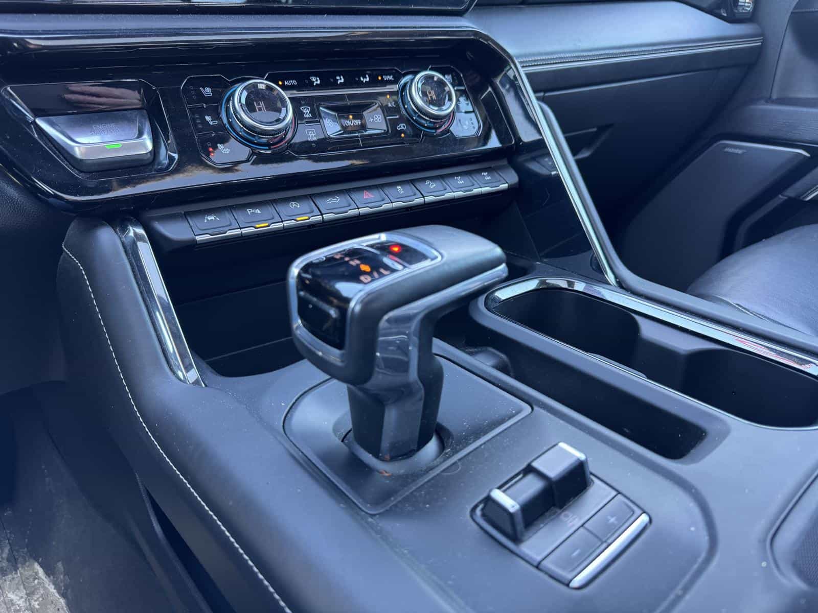 2023 GMC Sierra 1500 AT4X - Image 17