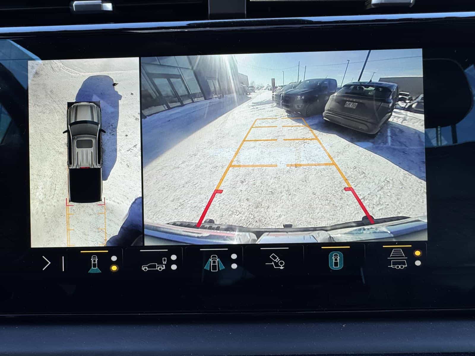 2023 GMC Sierra 1500 AT4X - Image 16