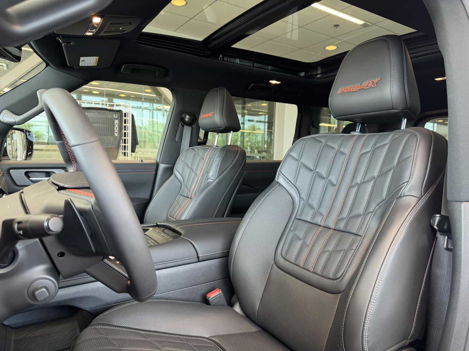 2025 Nissan Armada PRO-4X - Image 10