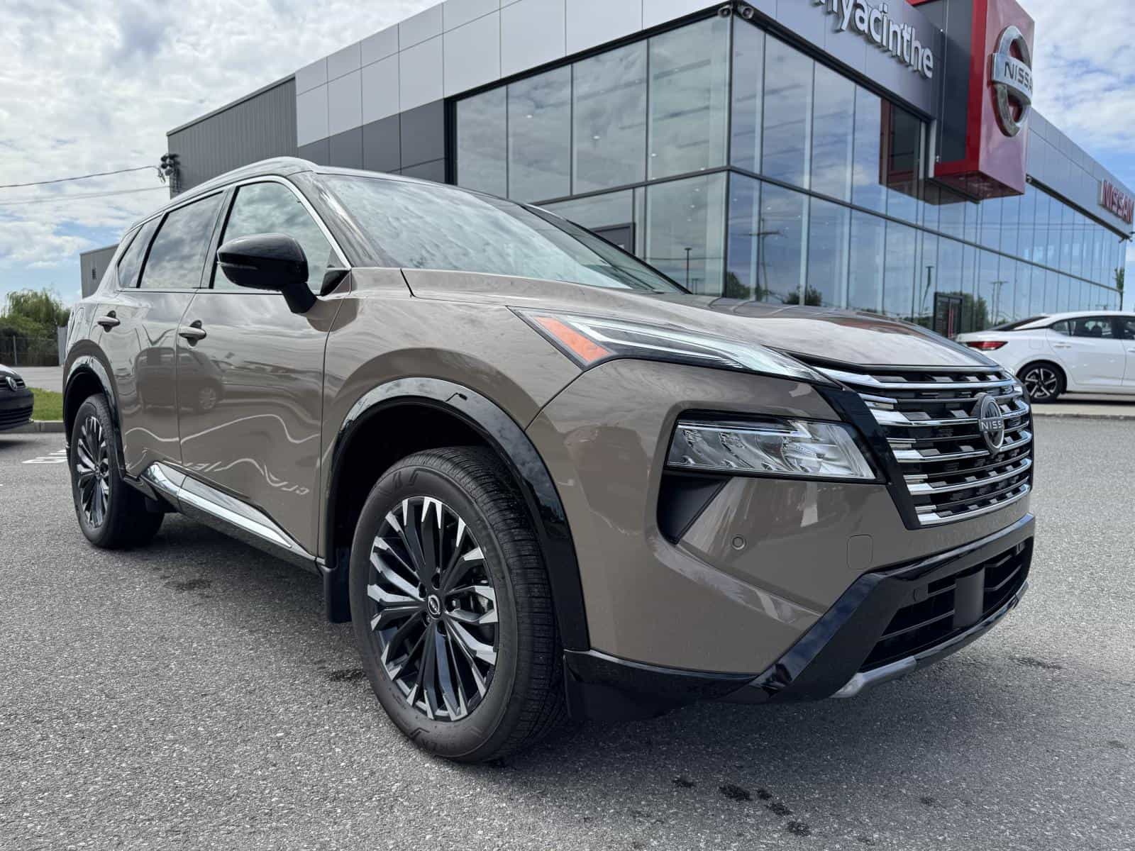 2024 Nissan Rogue Platine - Image 4