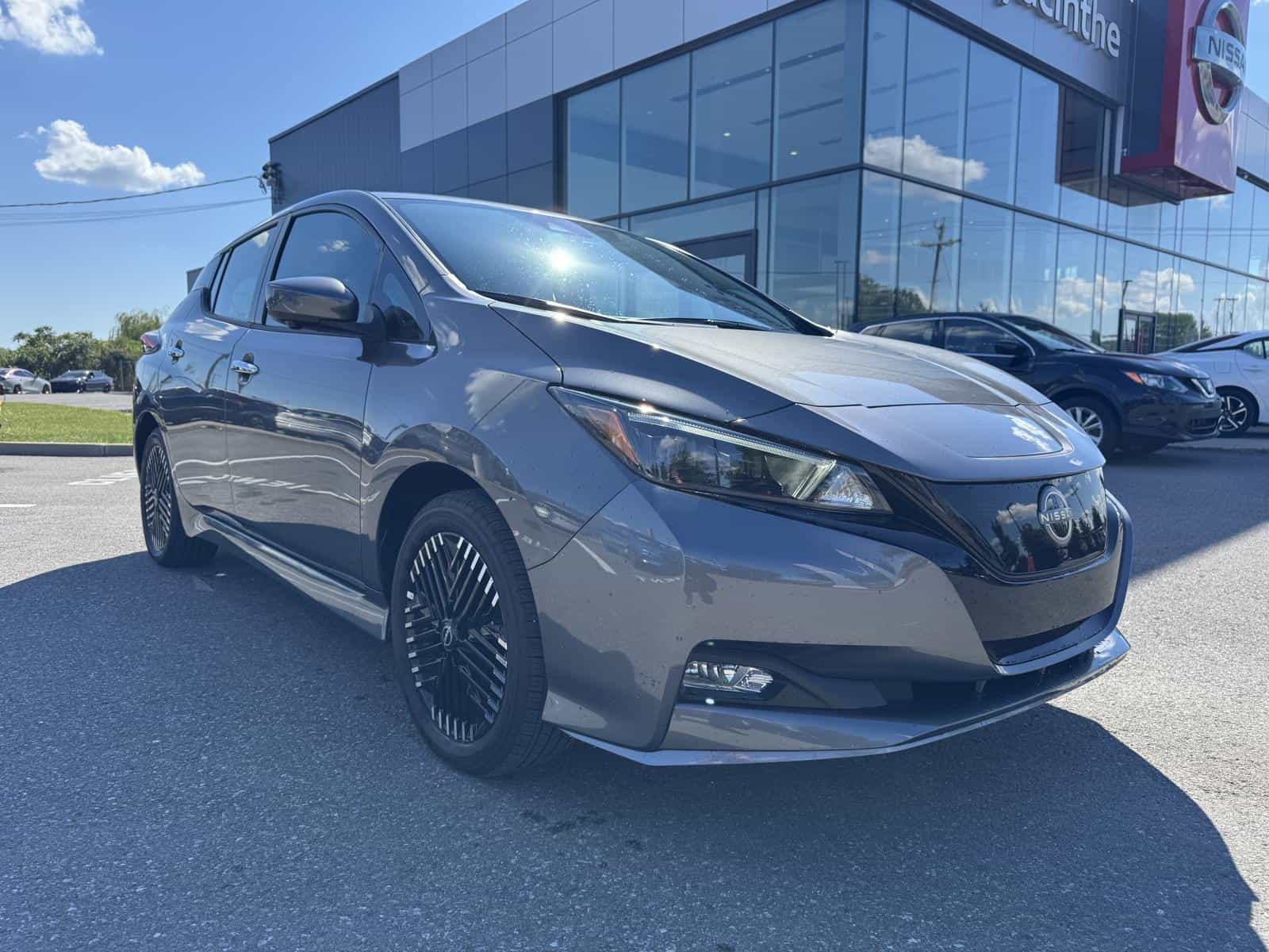 Image 4 Nissan Leaf SV Plus 2025