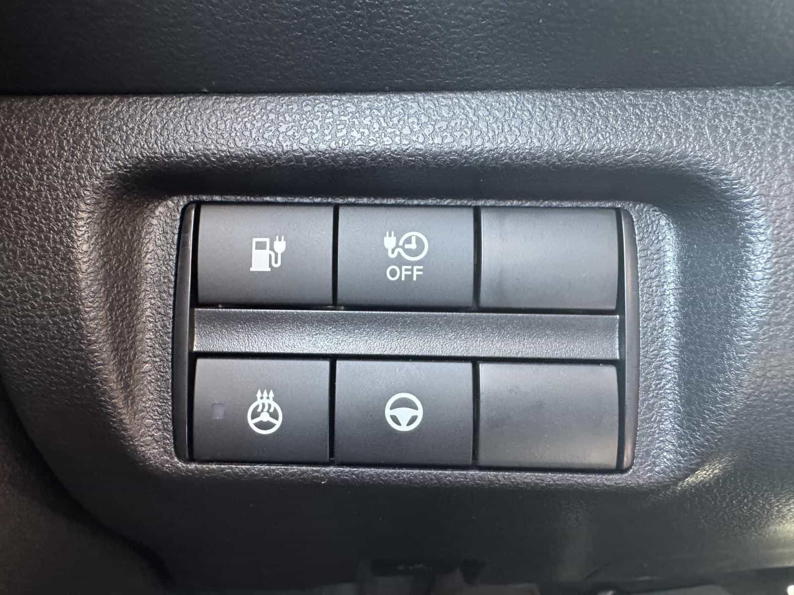 2025 Nissan Leaf SV Plus - Image 17