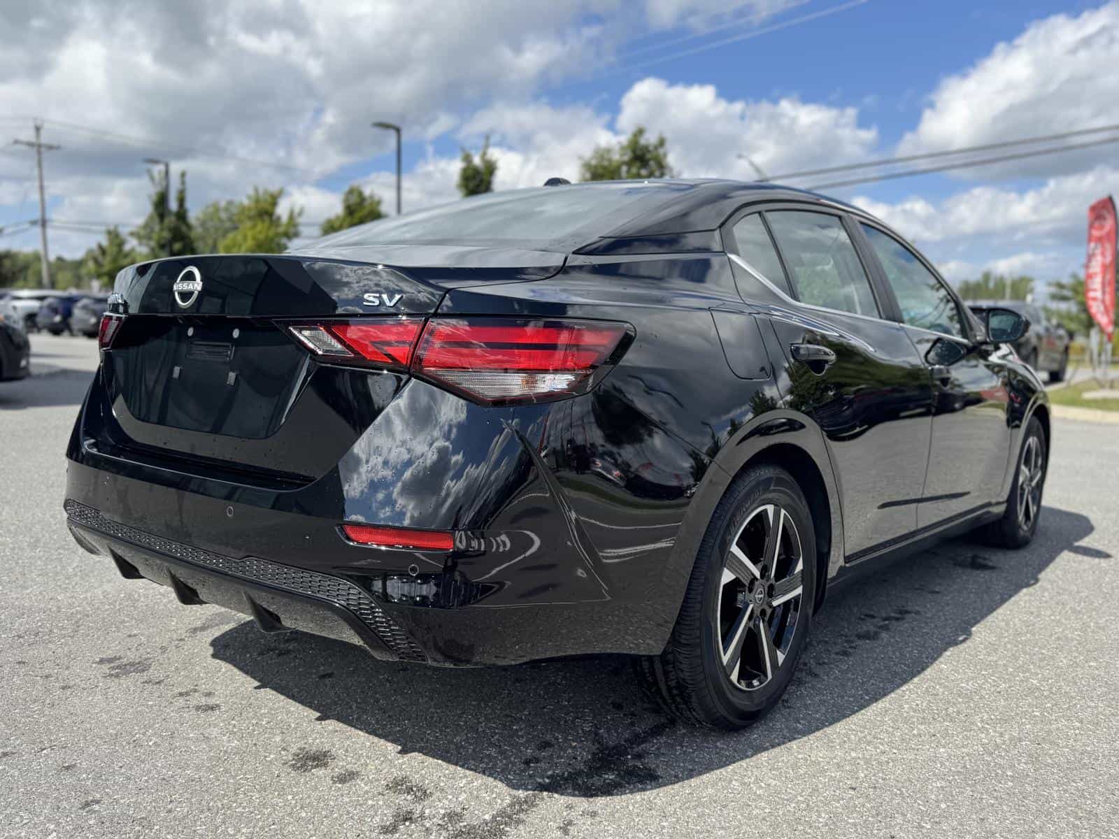 2024 Nissan Sentra SV - Image 6