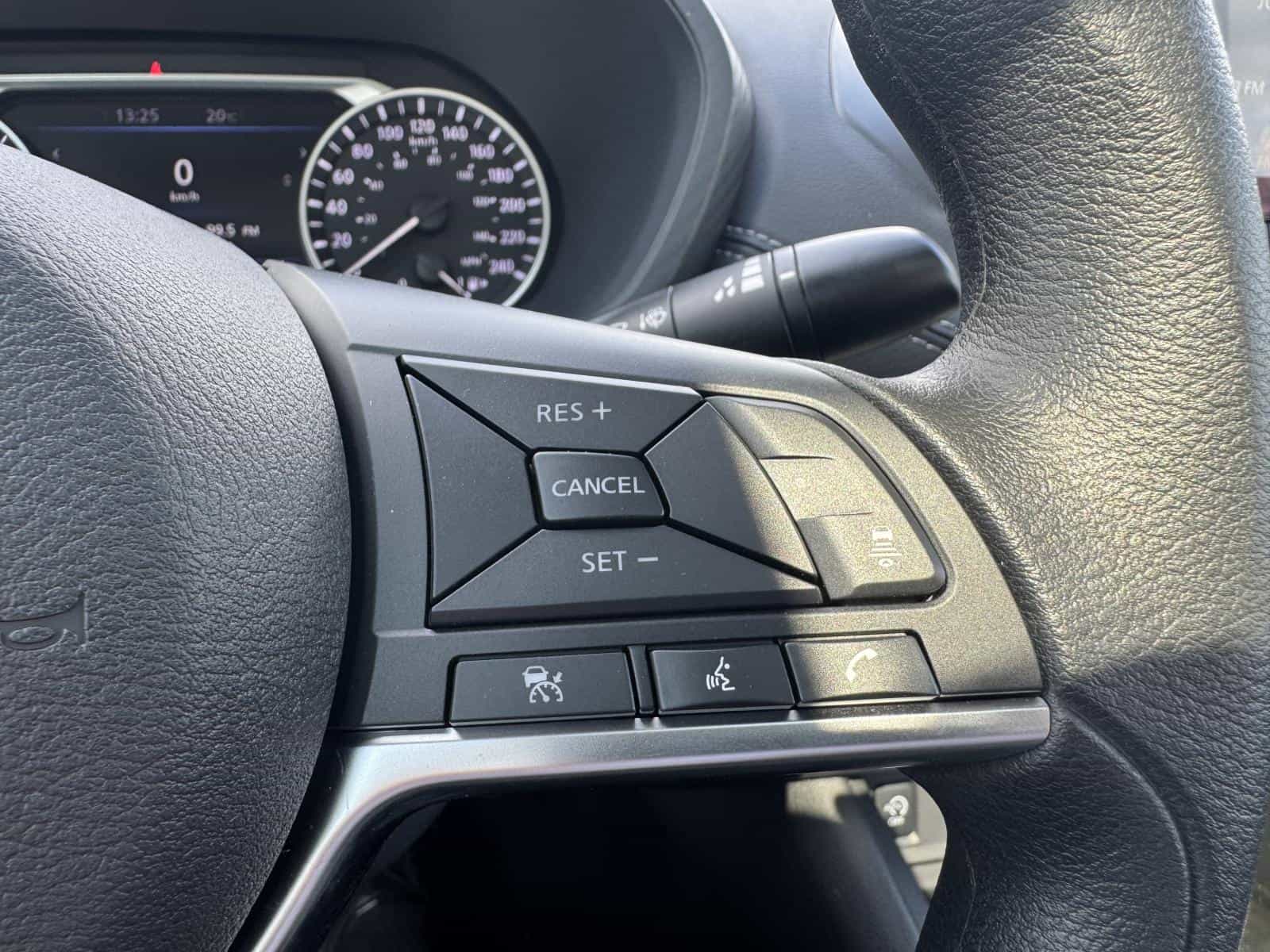 Image 13 Nissan Sentra SV 2024