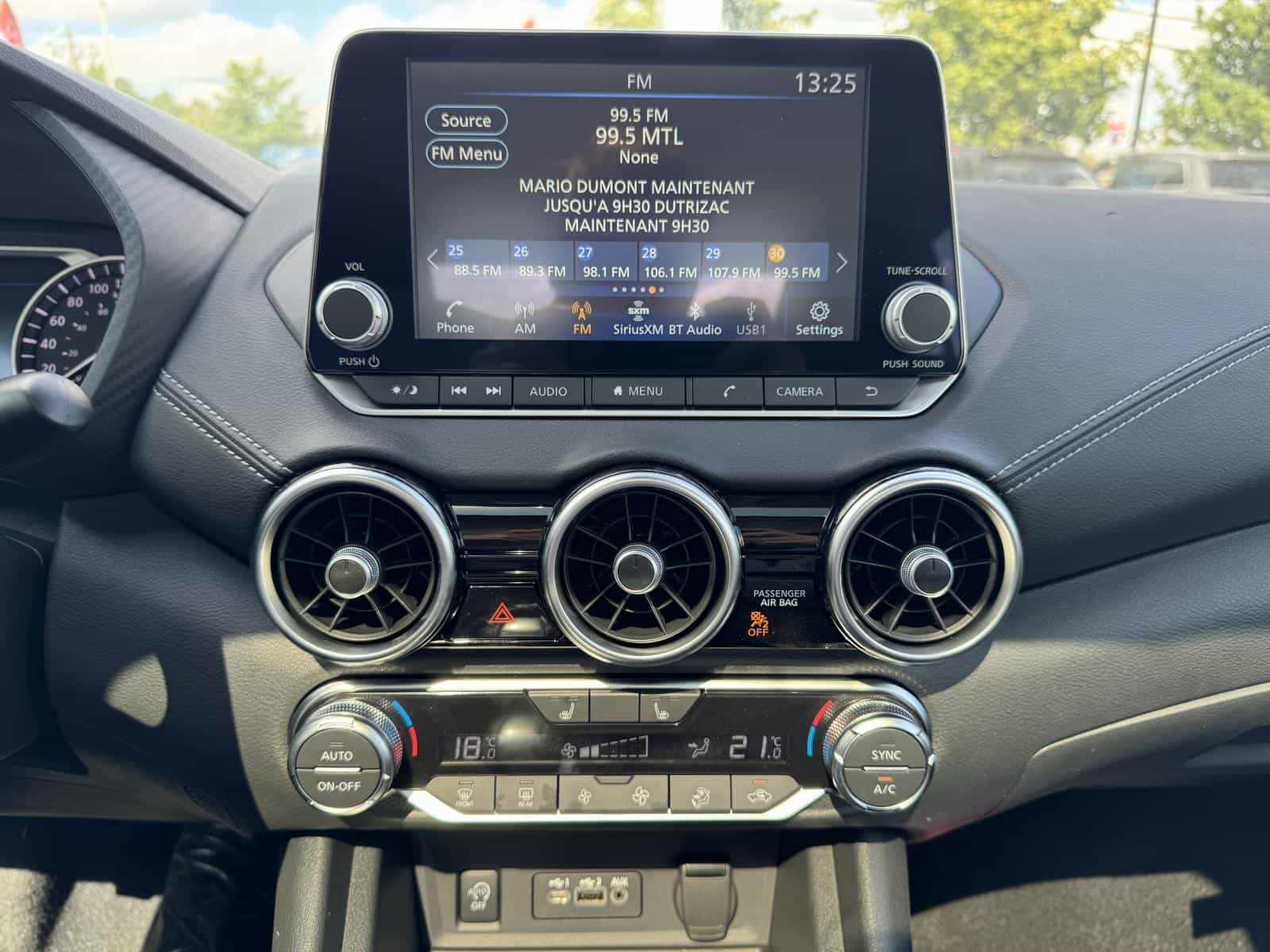 Image 15 Nissan Sentra SV 2024