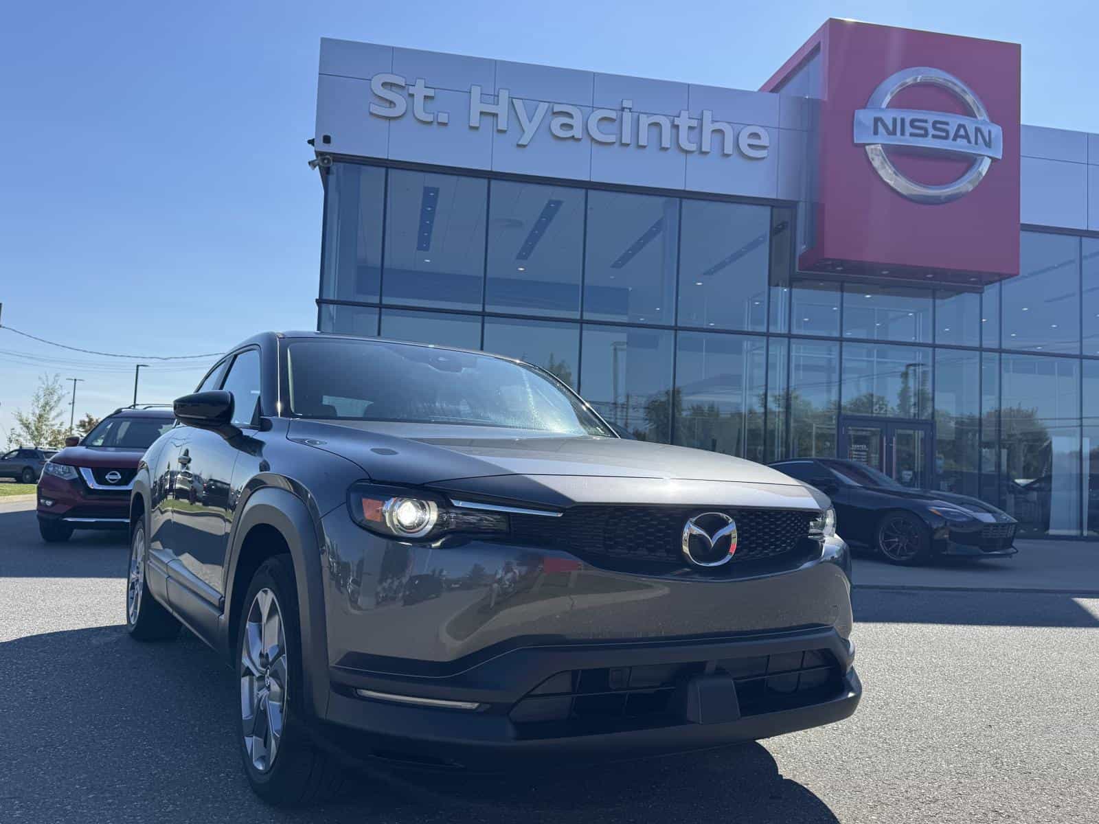 2022 Mazda MX-30 GS - Image 1