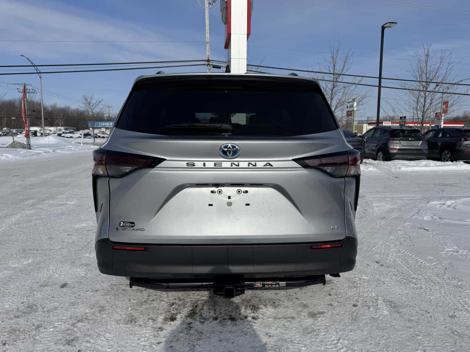 Image 7 Toyota Sienna LE 2025