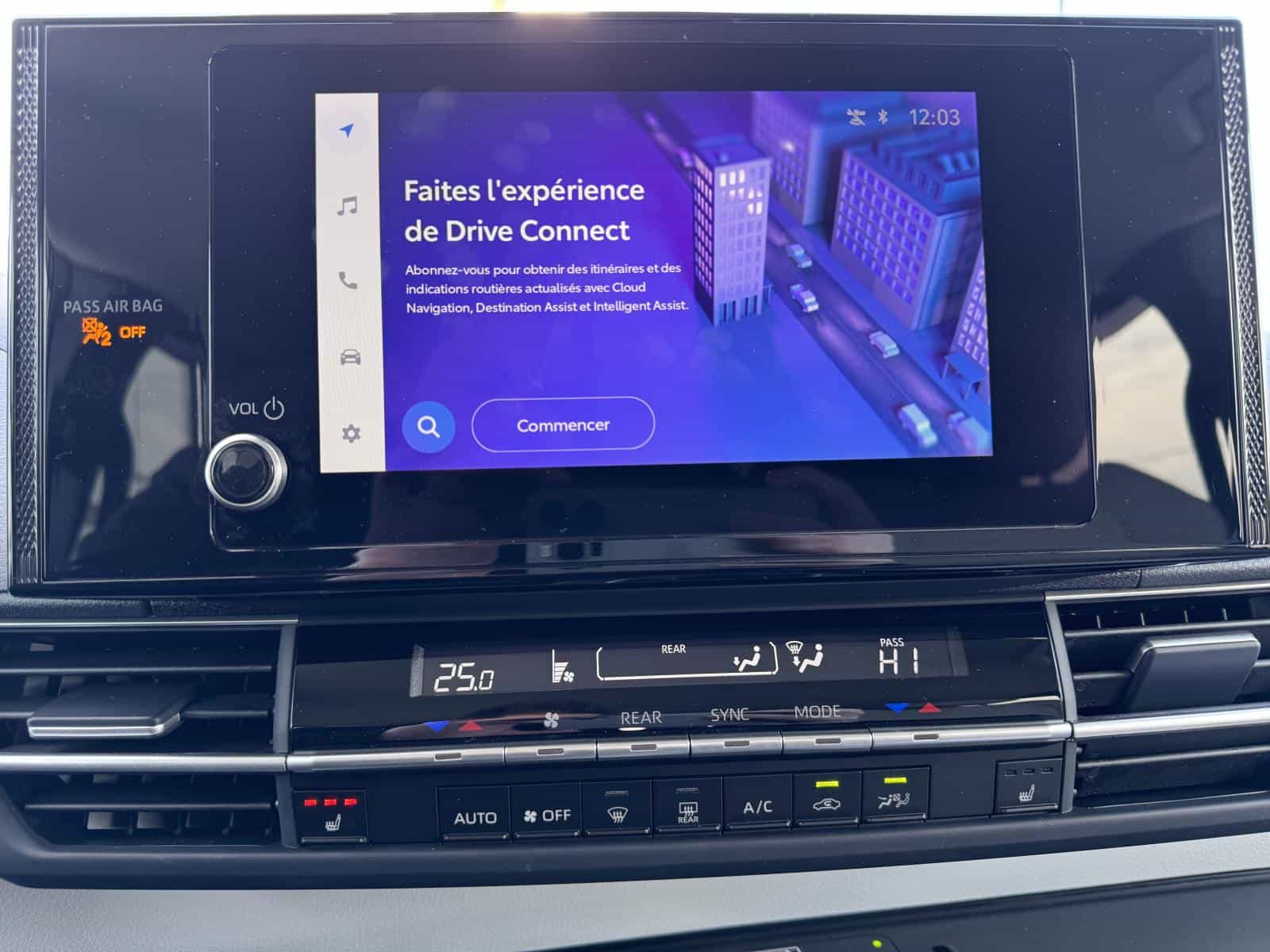 Image 16 Toyota Sienna LE 2025