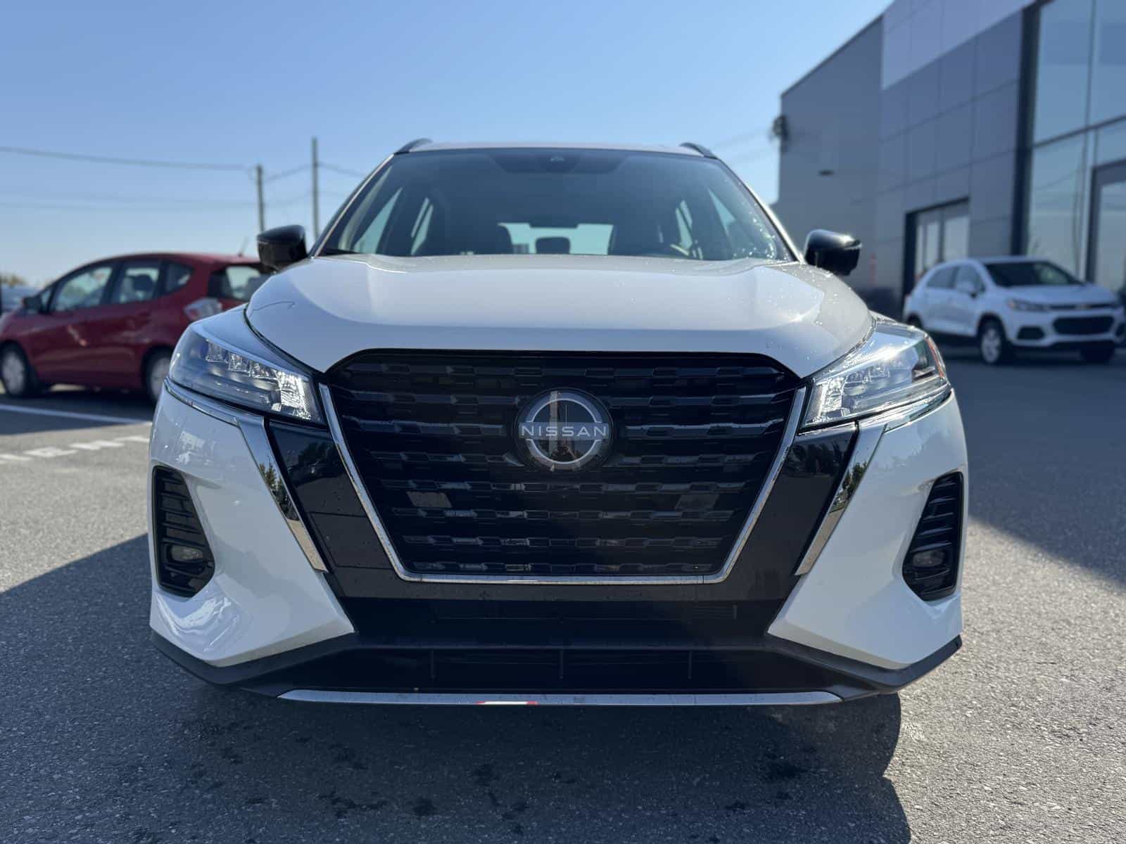 2024 Nissan Kicks SR Premium - Image 3