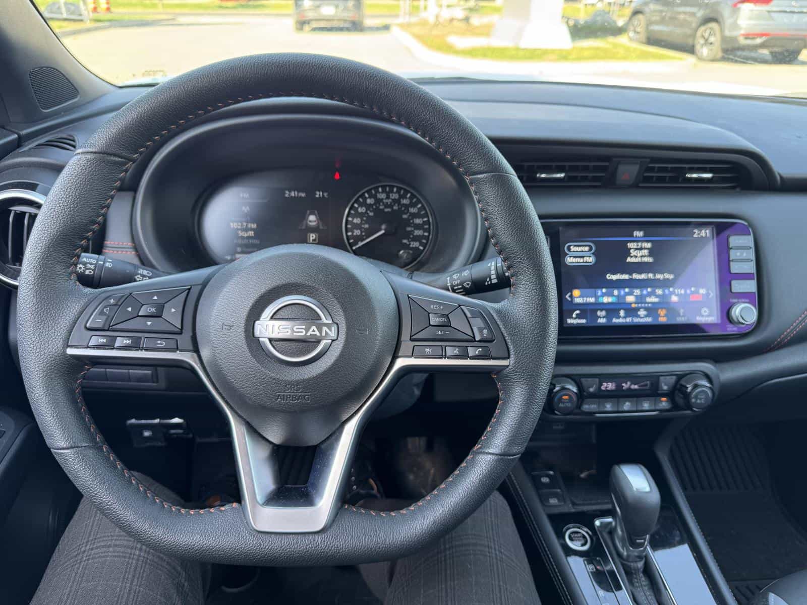 Image 11 Nissan Kicks SR Premium 2024