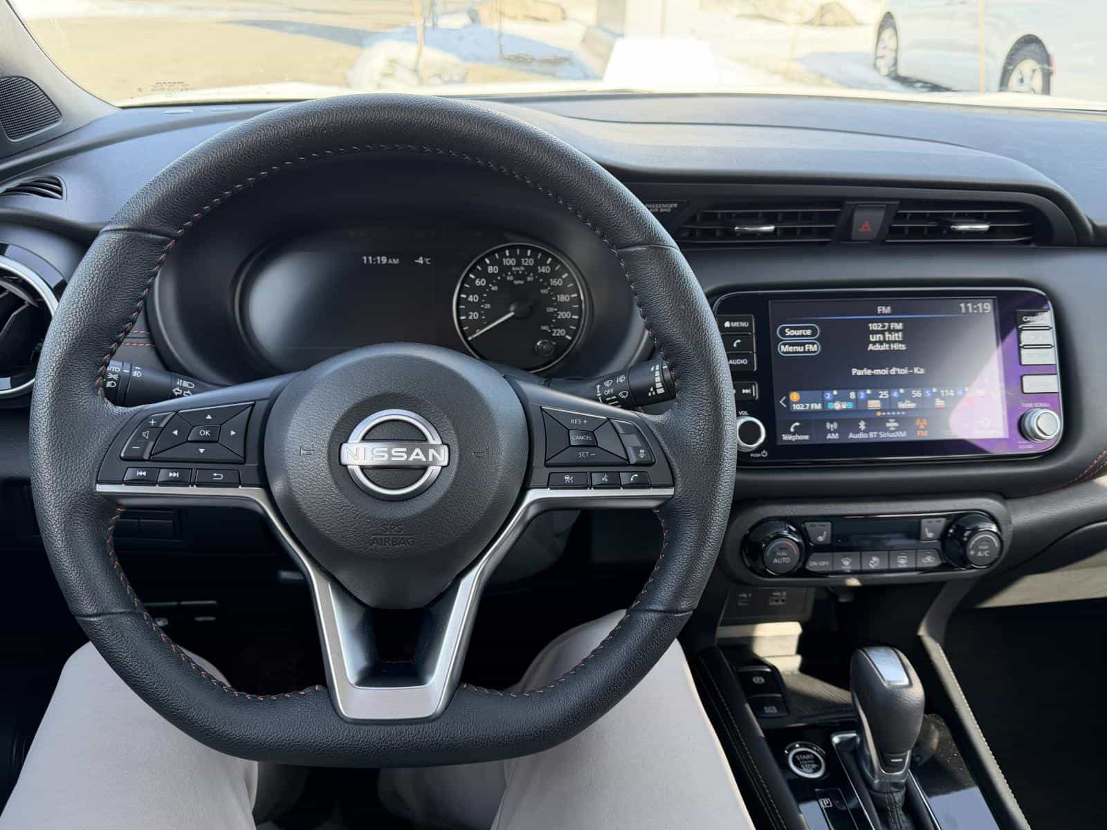 2024 Nissan Kicks SR Premium - Image 12