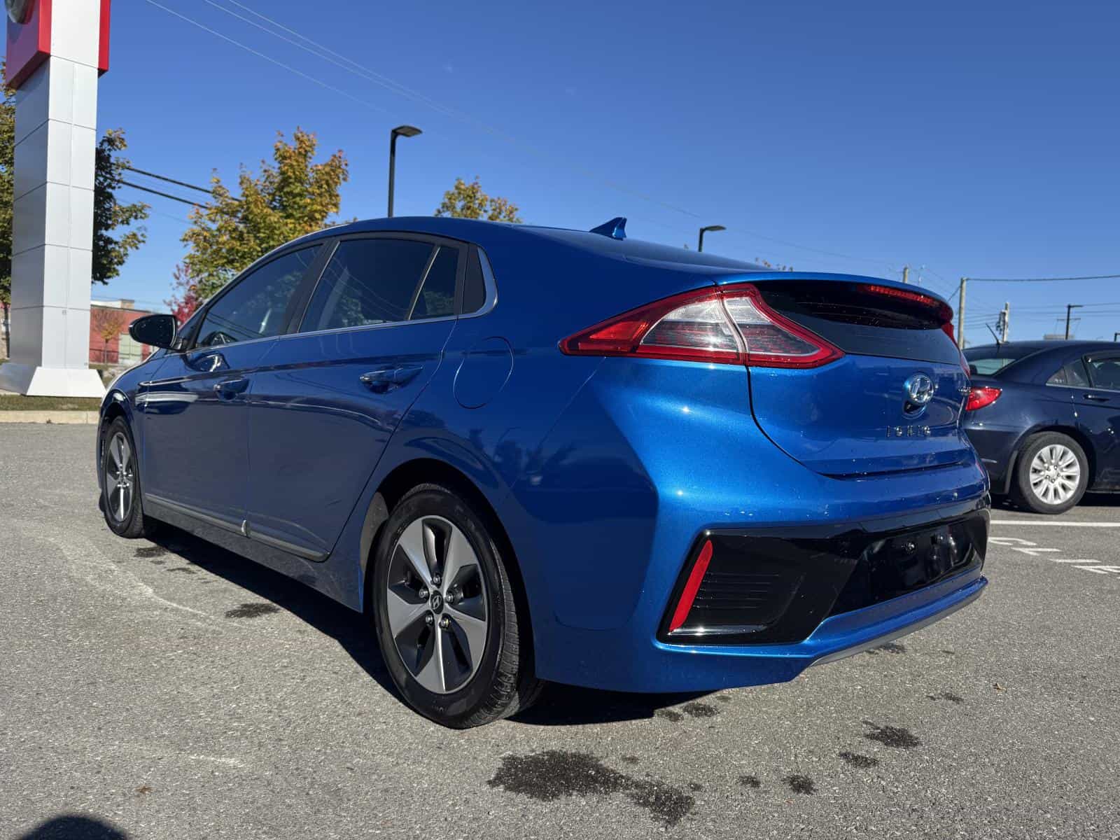 2018 Hyundai Ioniq Limited - Image 8