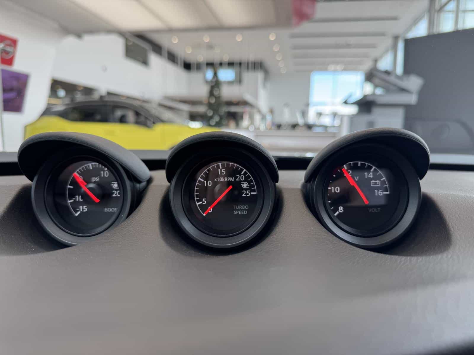 2025 Nissan Z Performance - Image 23