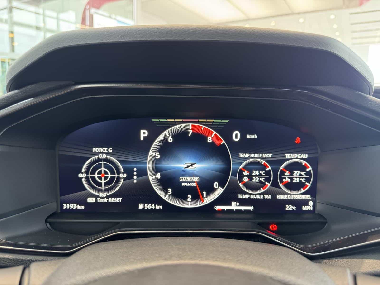 2025 Nissan Z Performance - Image 15