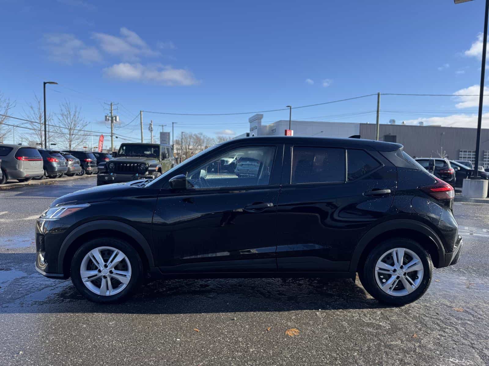 Image 9 Nissan Kicks S 2022