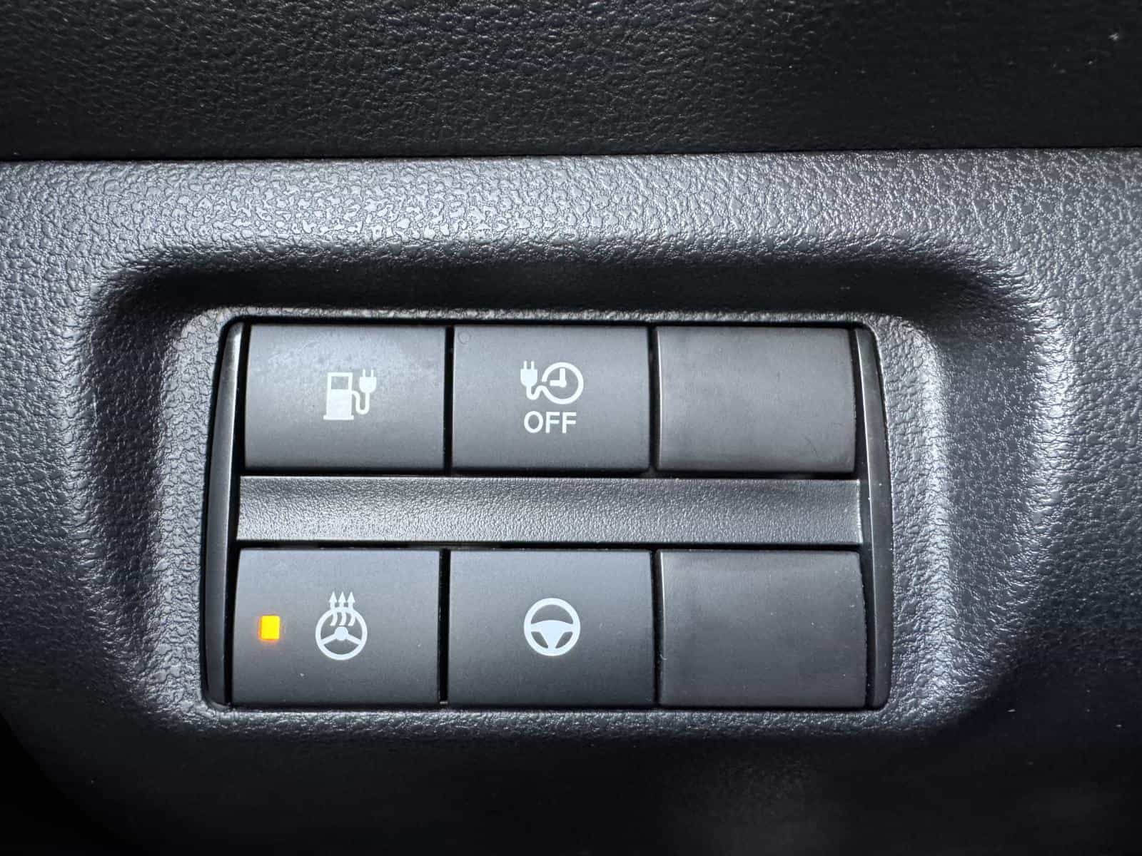 2023 Nissan Leaf SV - Image 19