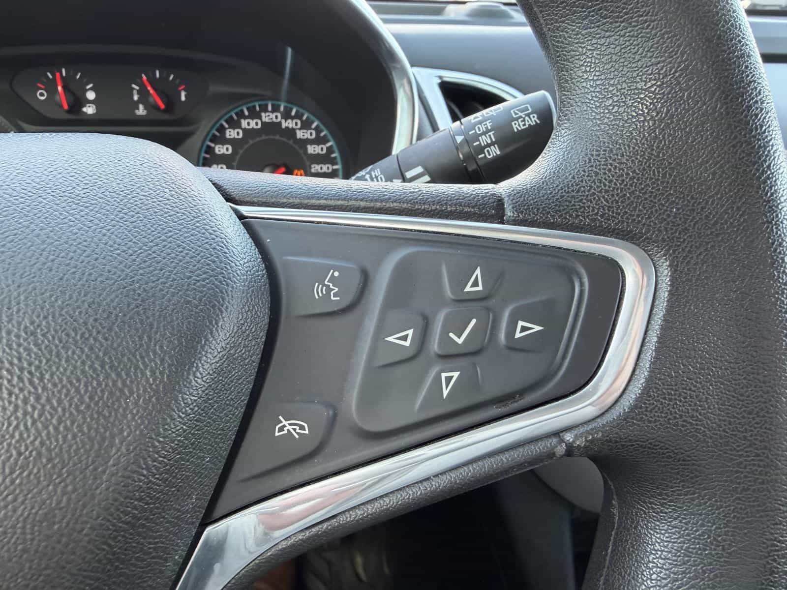 2018 Chevrolet Equinox LS - Image 13