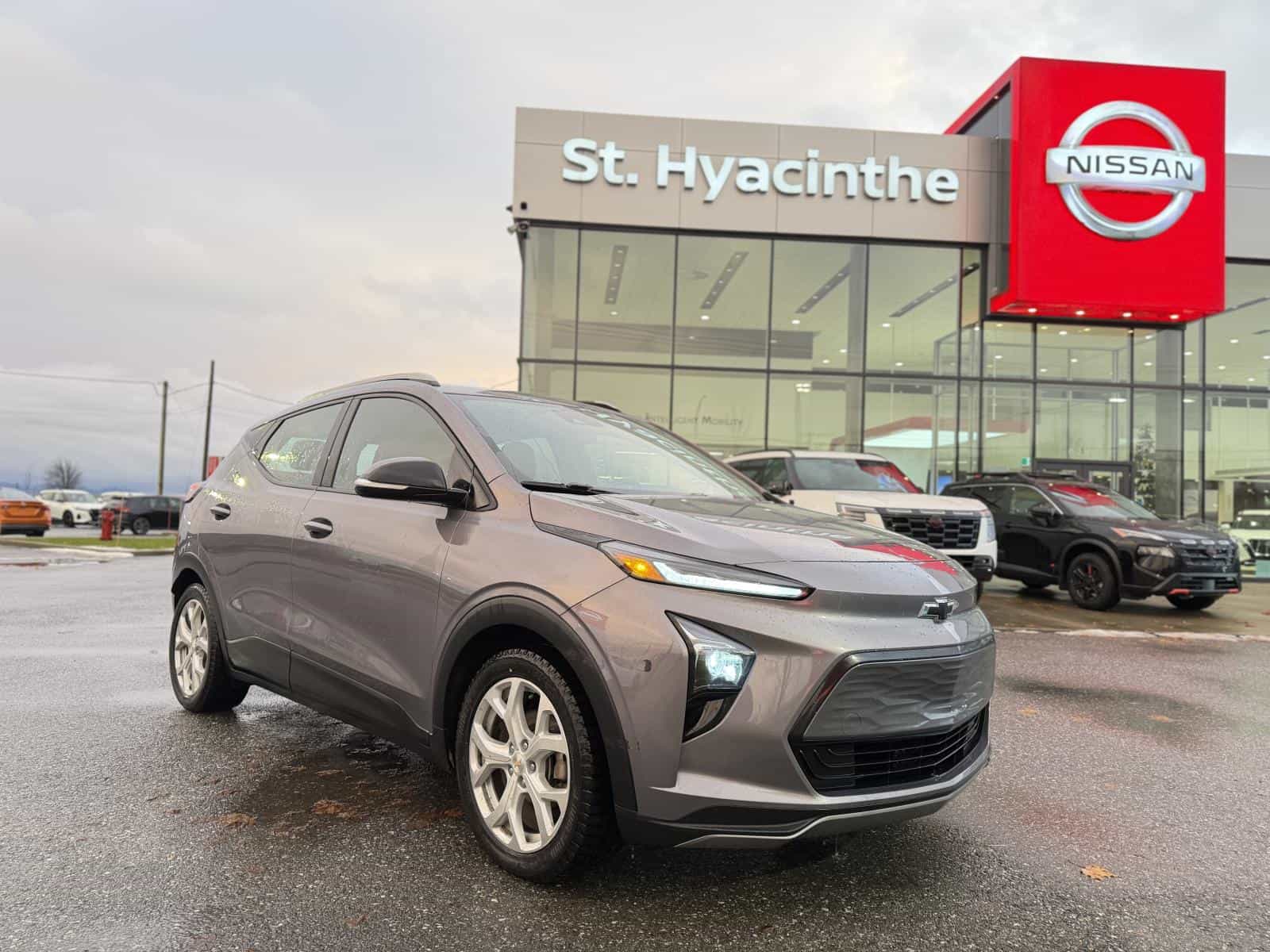 2022 Chevrolet Bolt EUV LT - Image 1