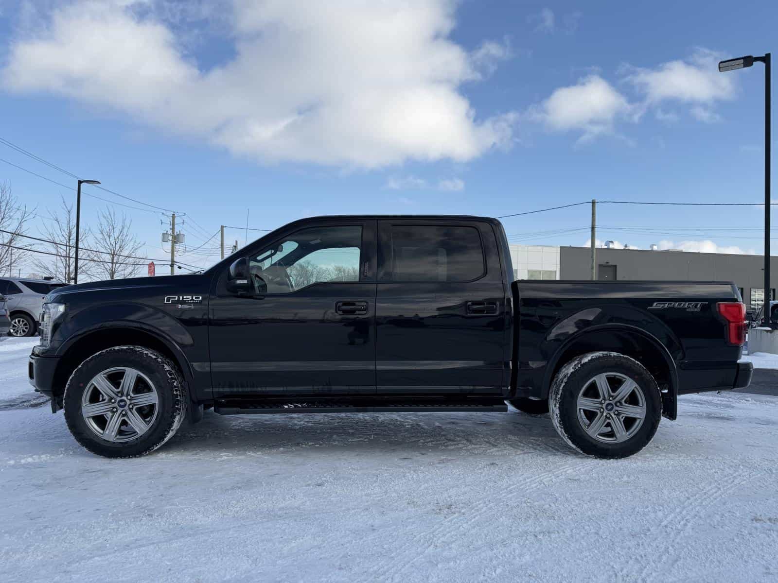 2019 Ford F150 Lariat - Image 8
