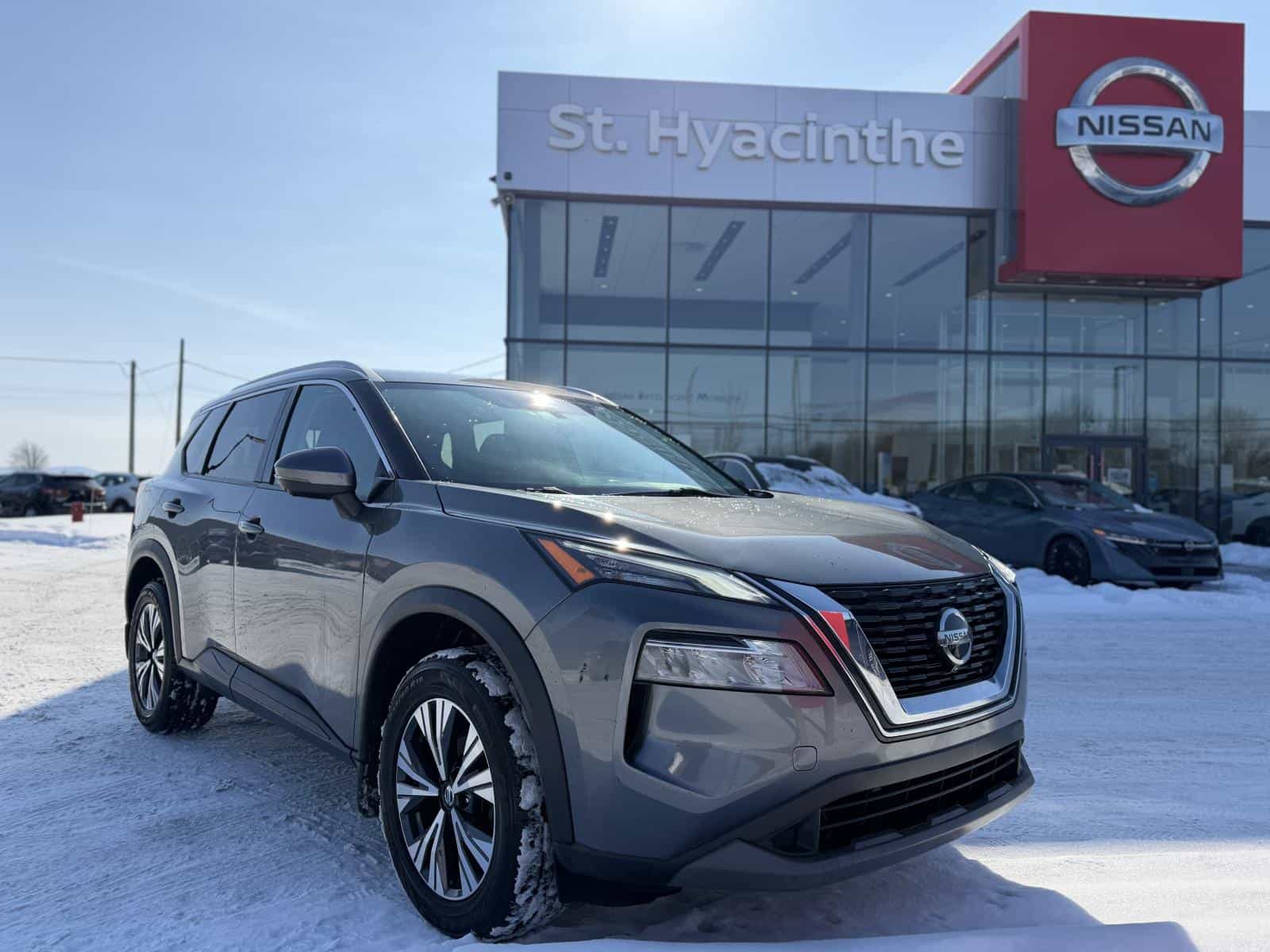 2021 Nissan Rogue SV - Image 1