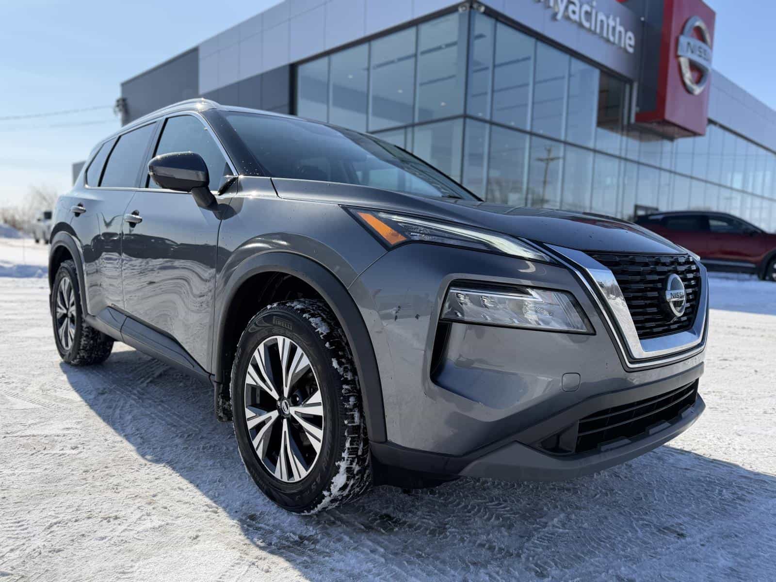 Image 4 Nissan Rogue SV 2021