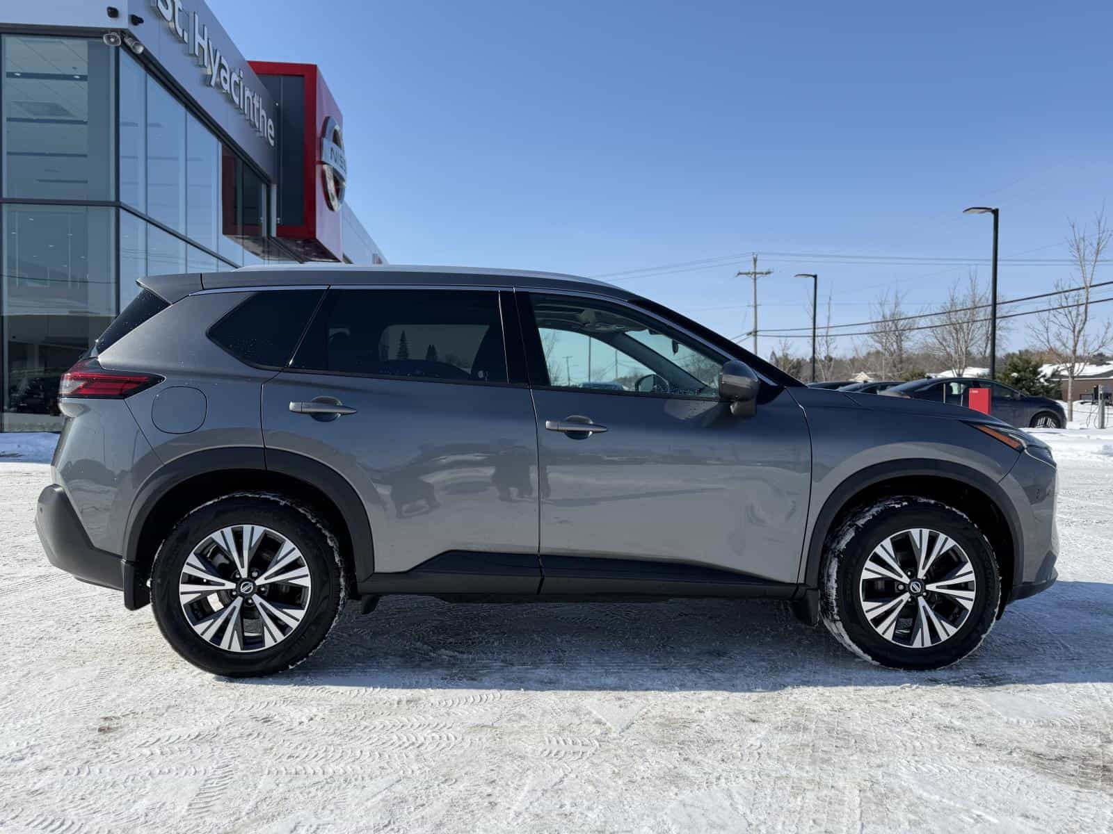 Image 5 Nissan Rogue SV 2021