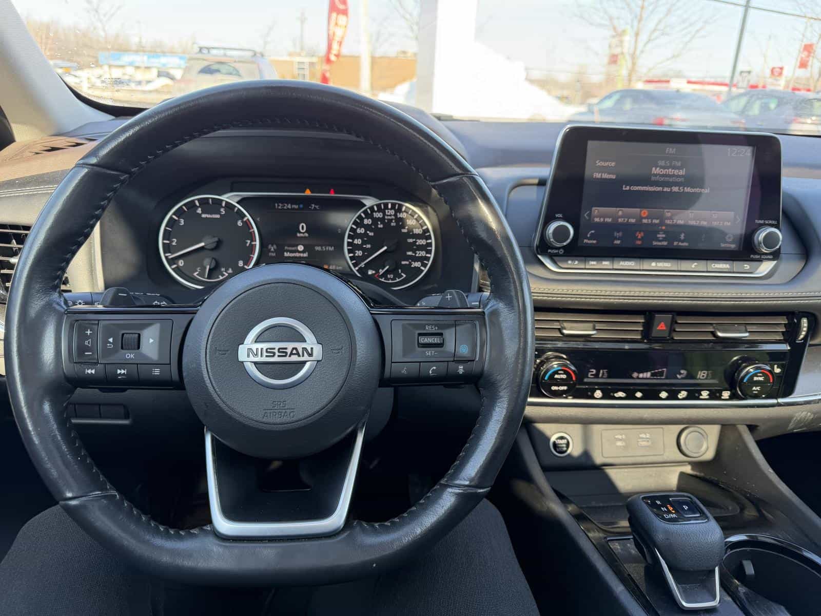 Image 11 Nissan Rogue SV 2021