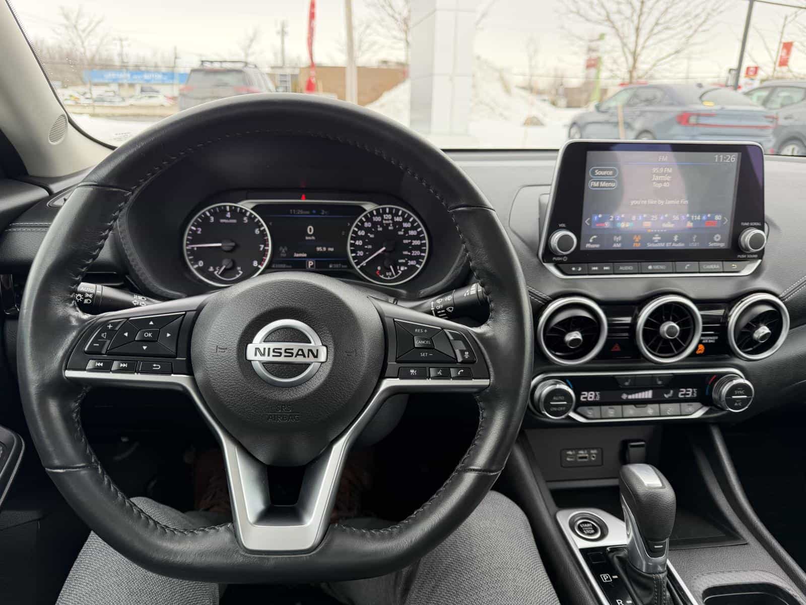 Image 10 Nissan Sentra SV 2022