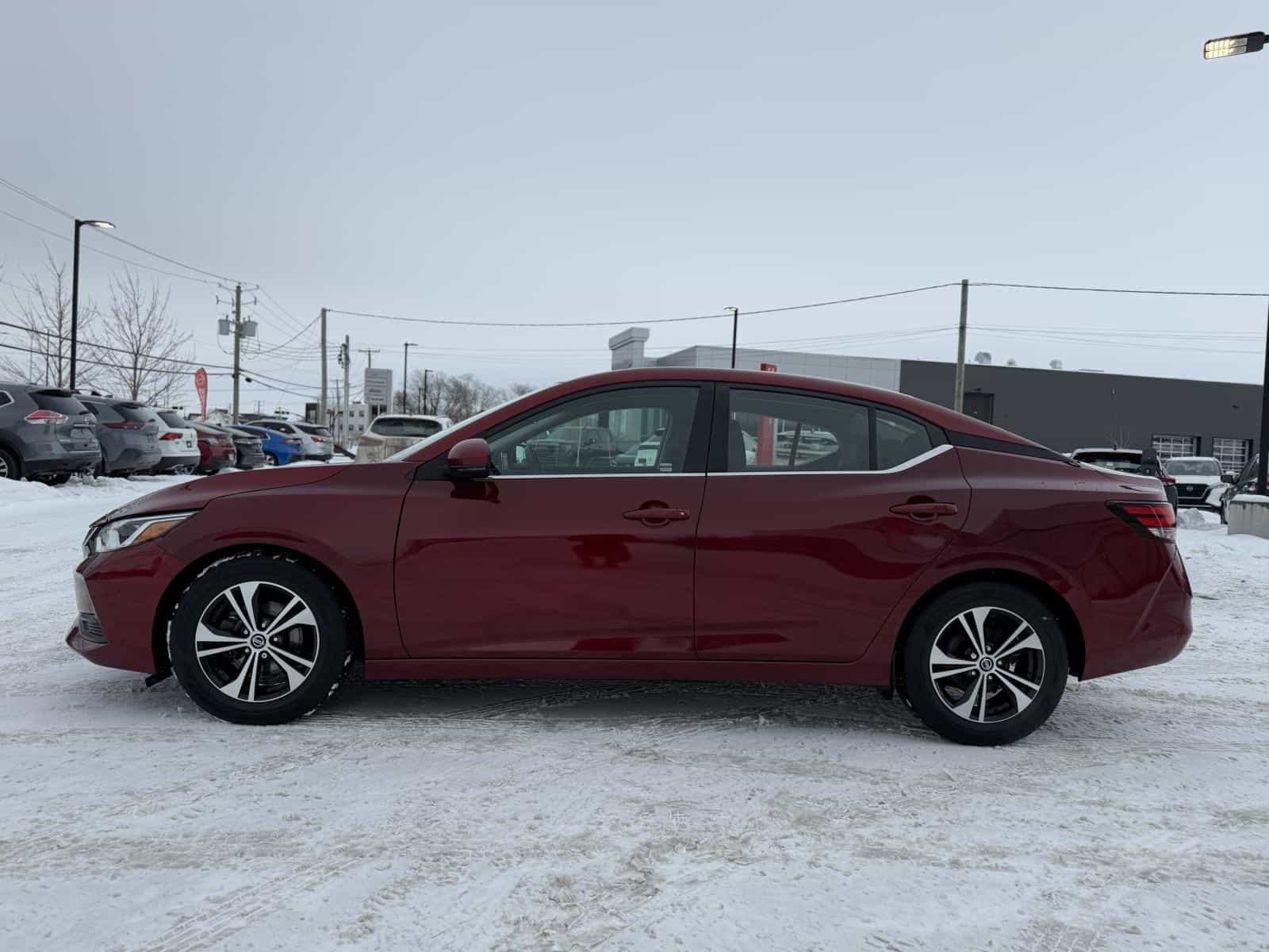 2022 Nissan Sentra SV - Image 8