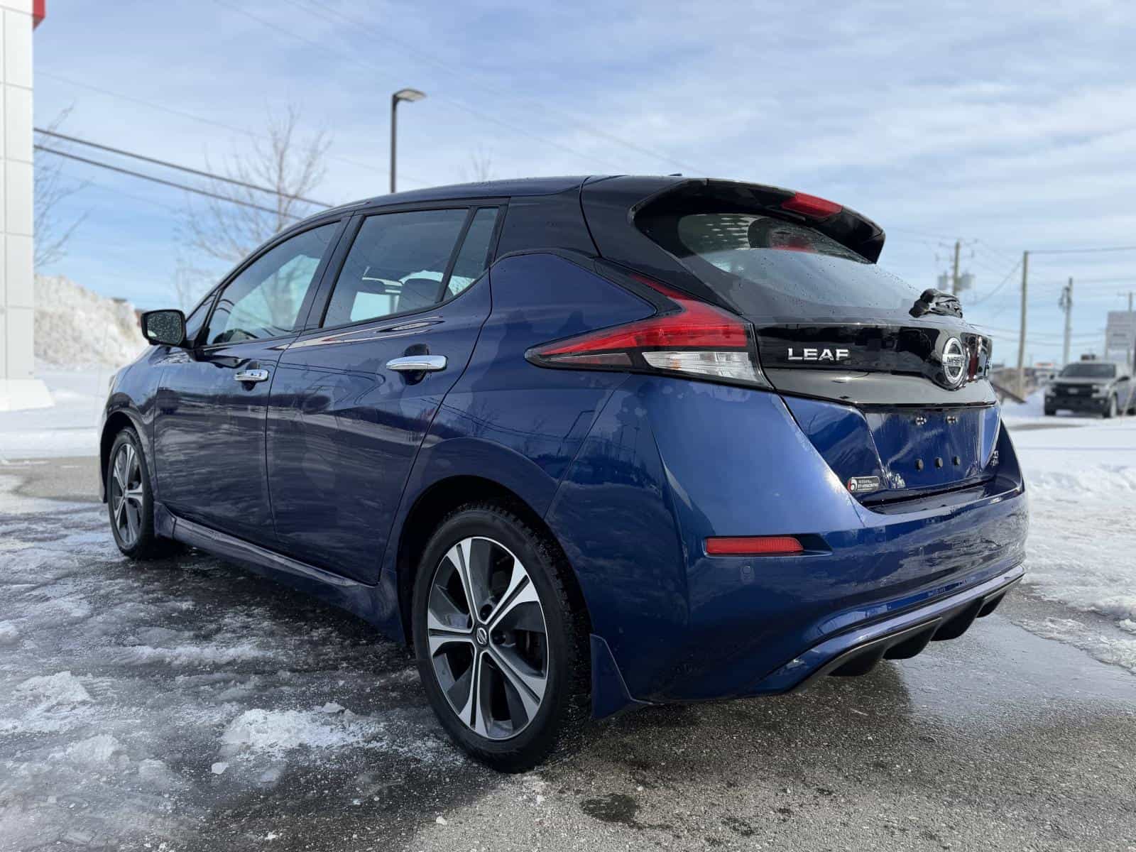 2022 Nissan Leaf Plus SL - Image 8