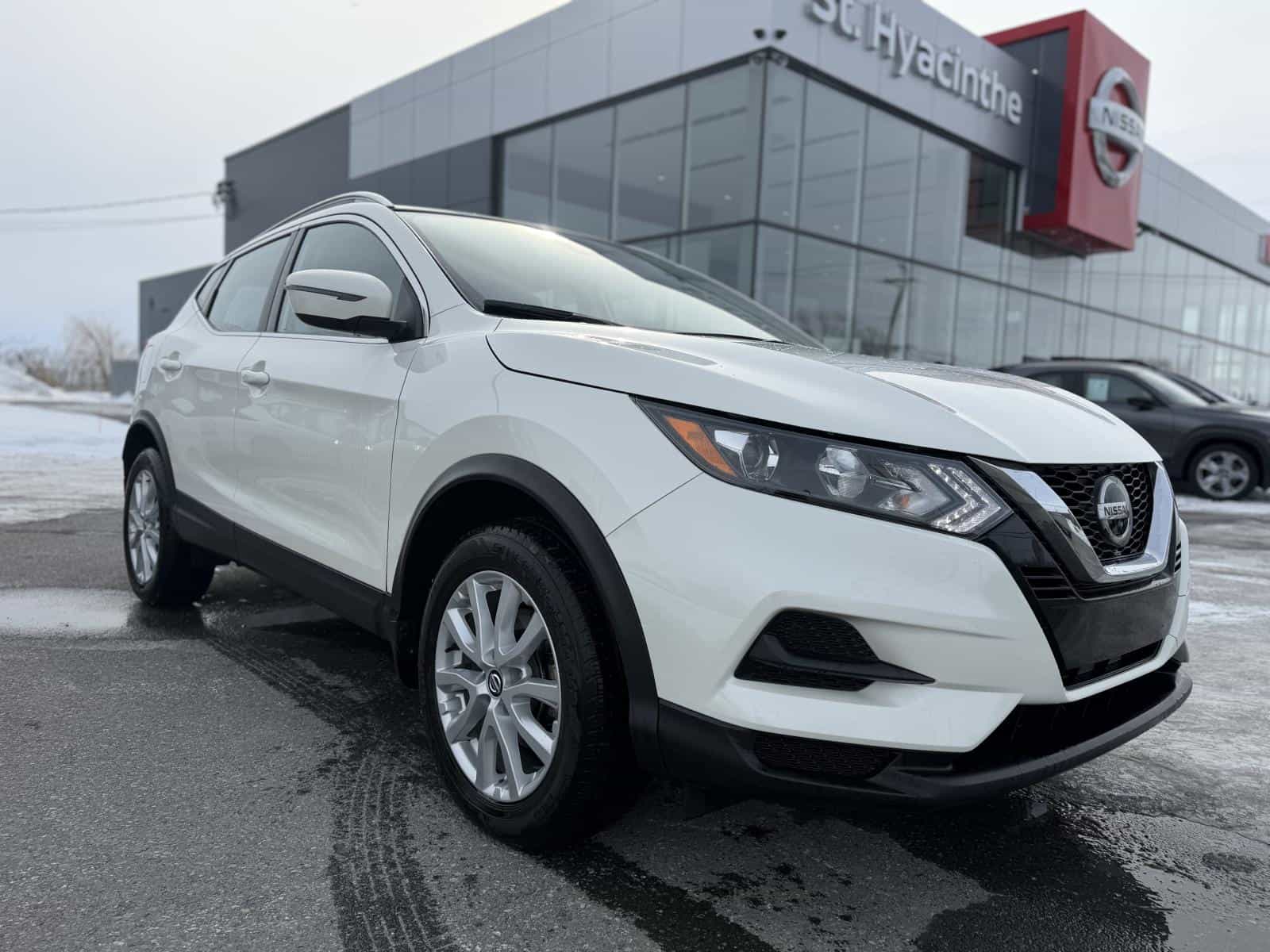 2023 Nissan Qashqai SV - Image 4