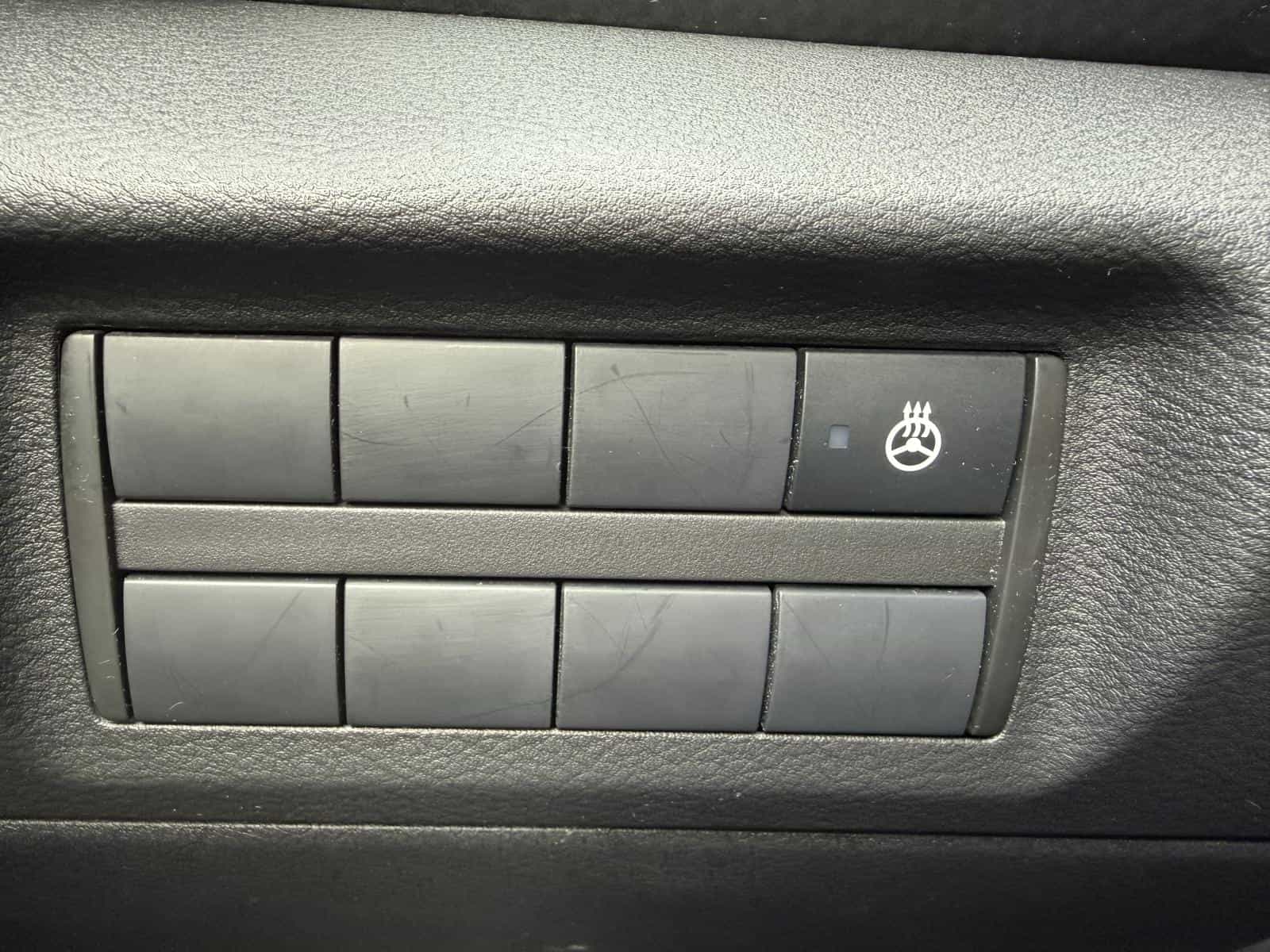 2021 Nissan Kicks SV - Image 15