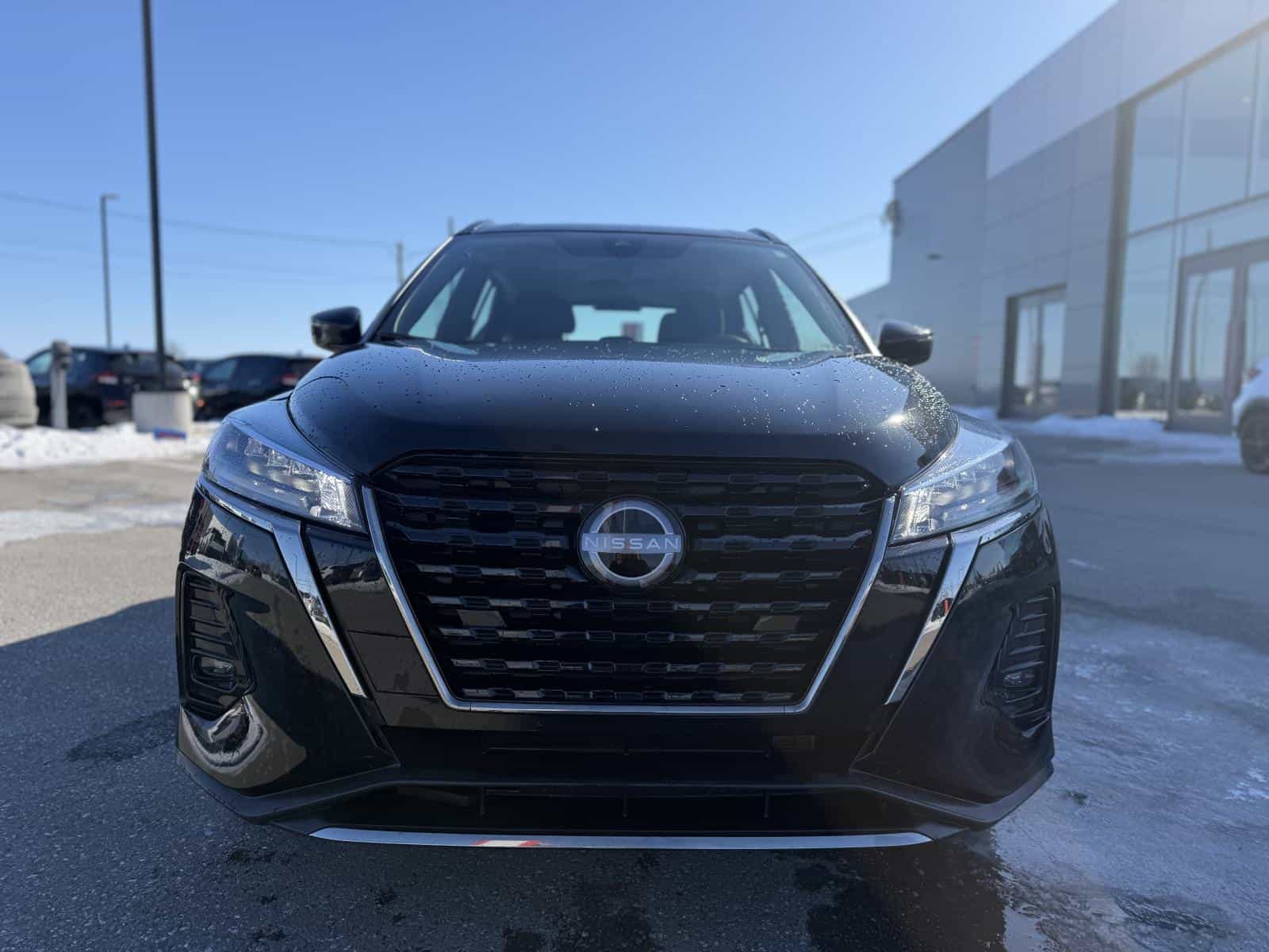 2024 Nissan Kicks SR - Image 3