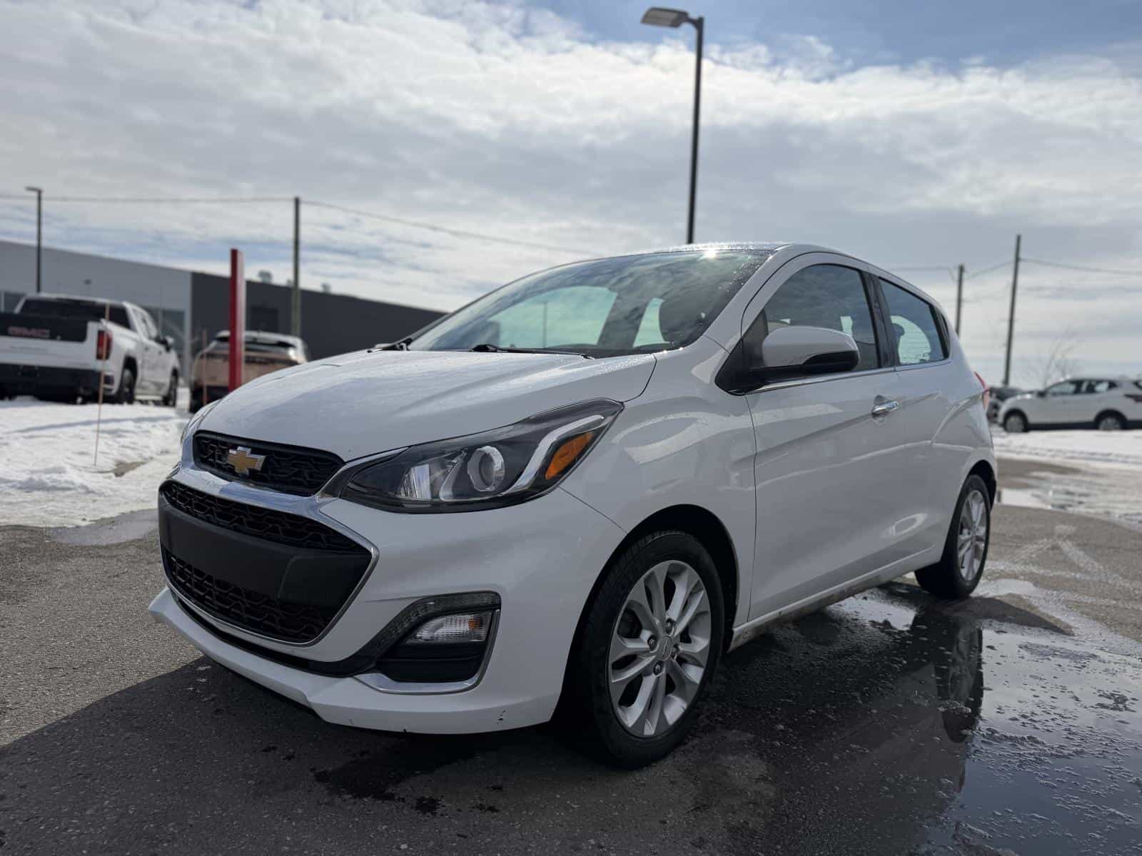 Image 2 Chevrolet Spark 2LT 2020