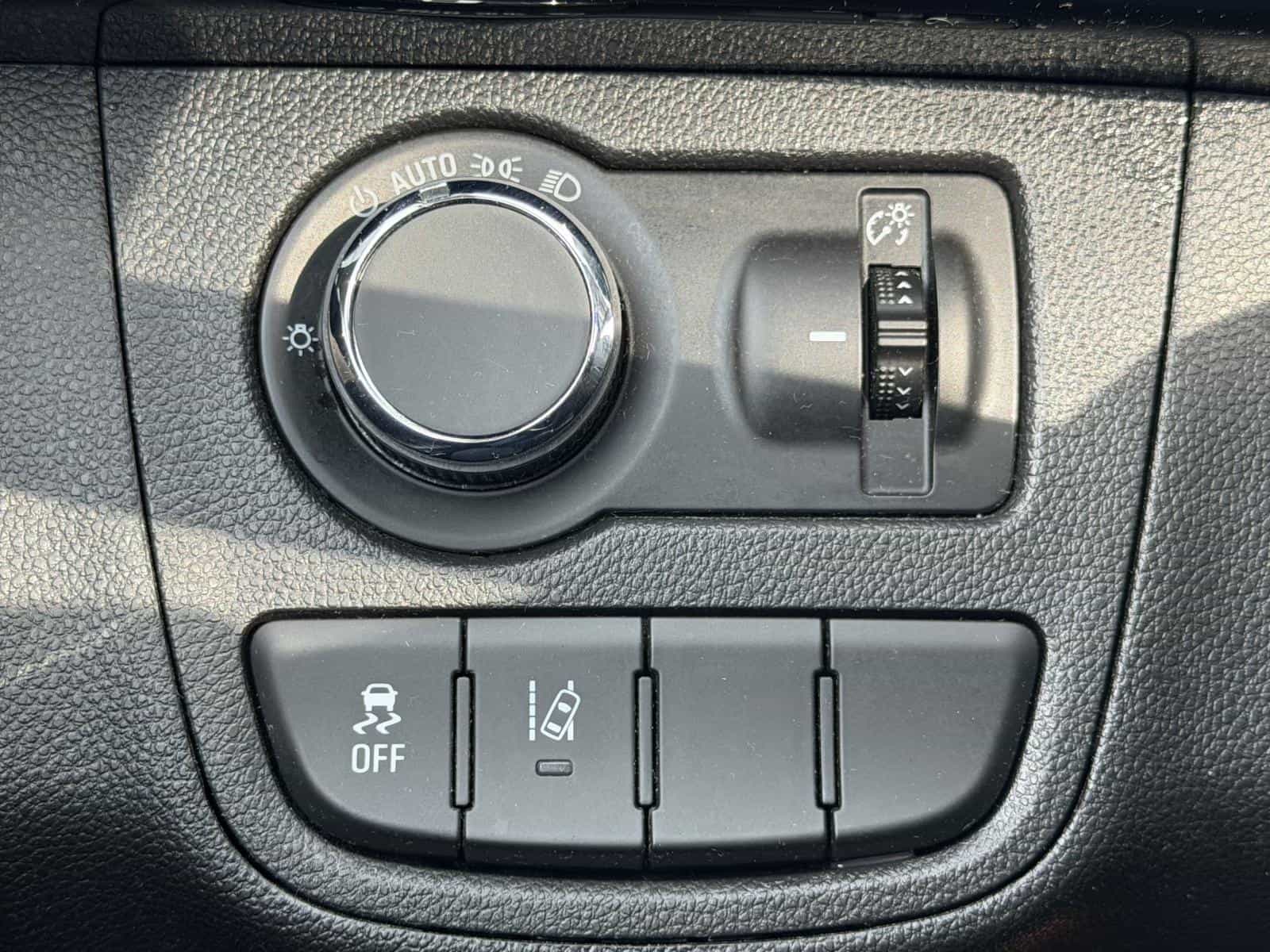 Image 18 Chevrolet Spark 2LT 2020