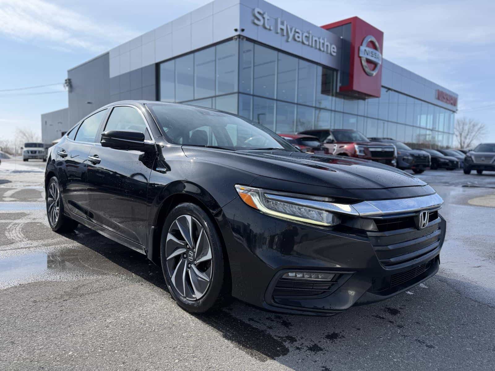 2019 Honda Insight Hybrid Touring - Image 4