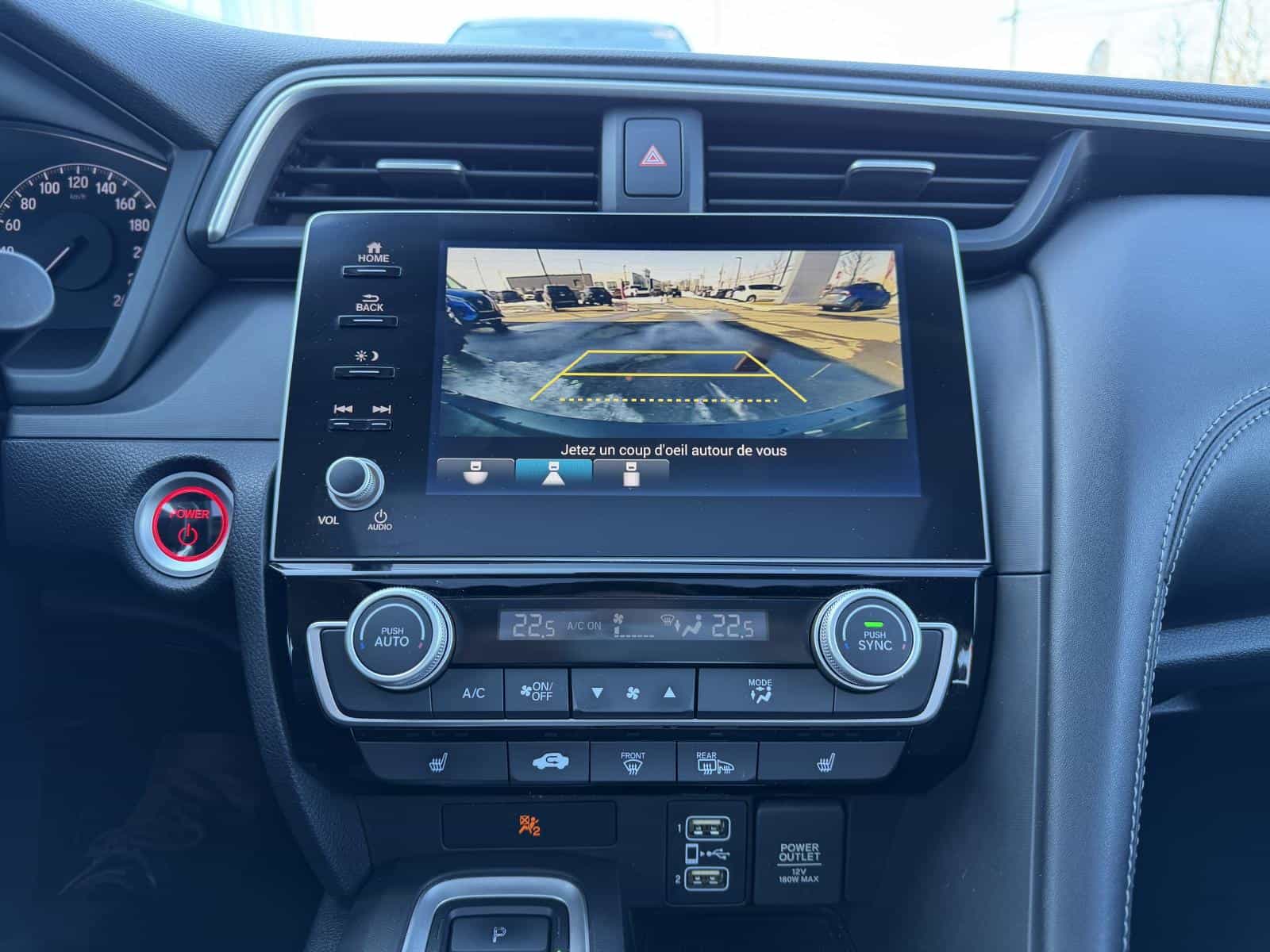 2019 Honda Insight Hybrid Touring - Image 16