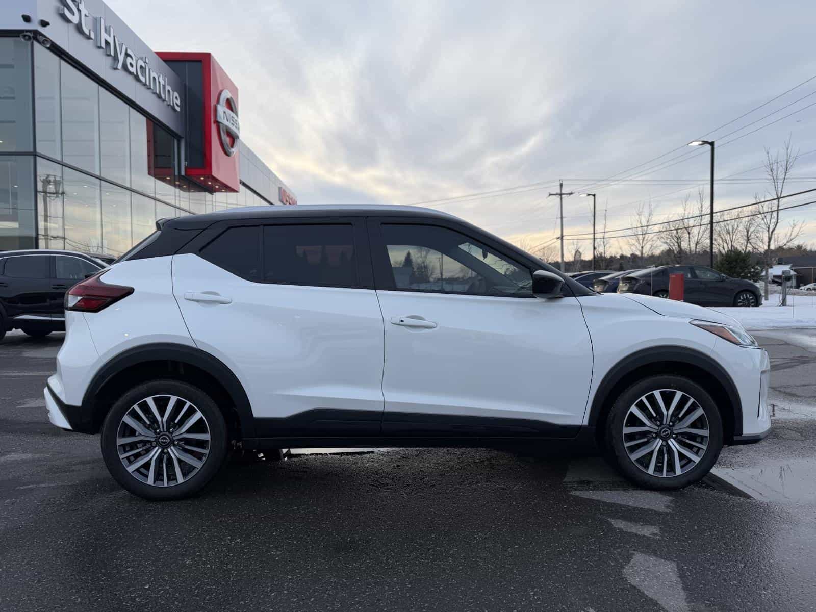 Image 5 Nissan Kicks SV 2024