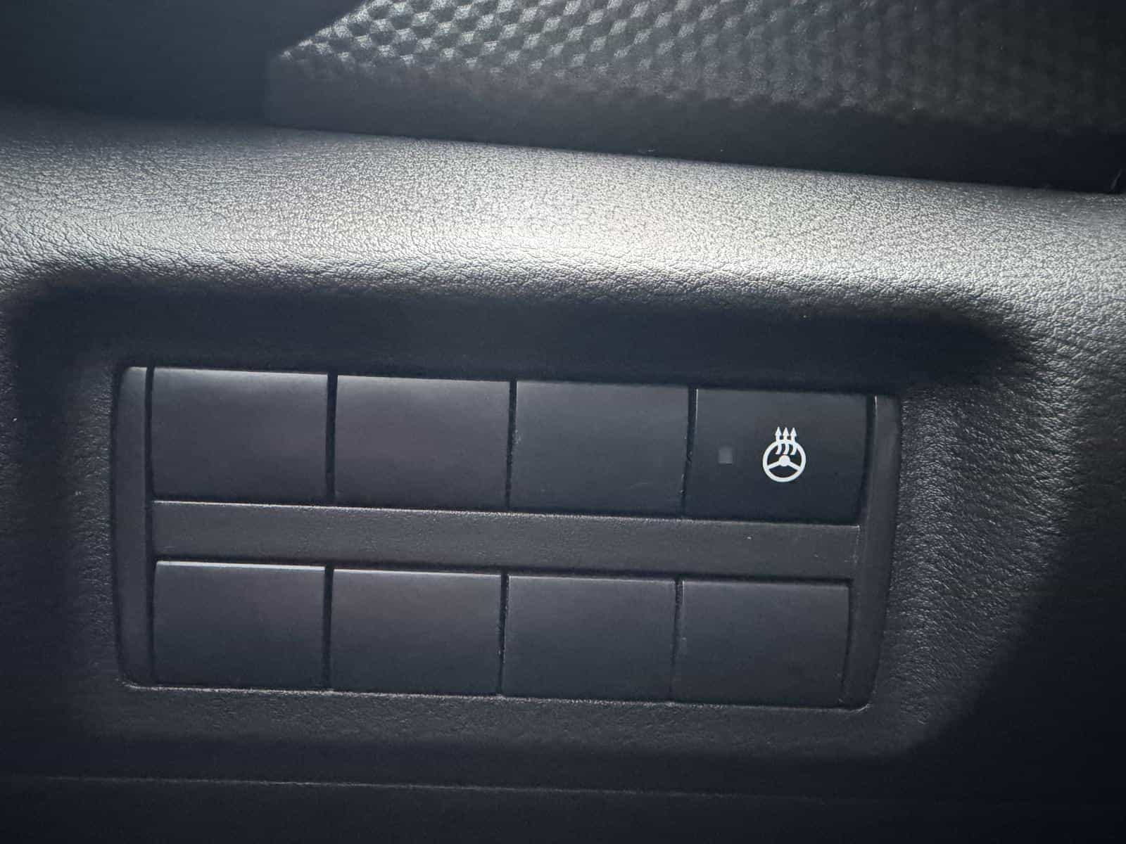 Image 16 Nissan Kicks SV 2024