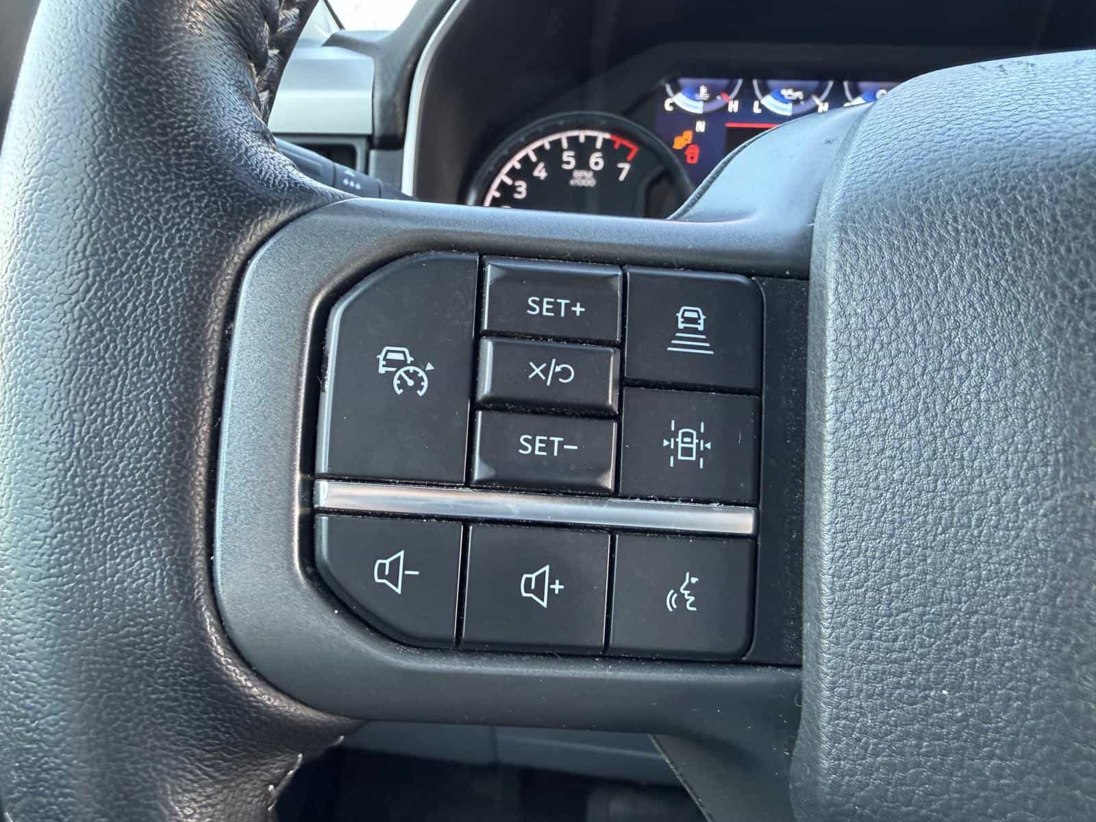 2022 Ford F150 XLT - Image 11