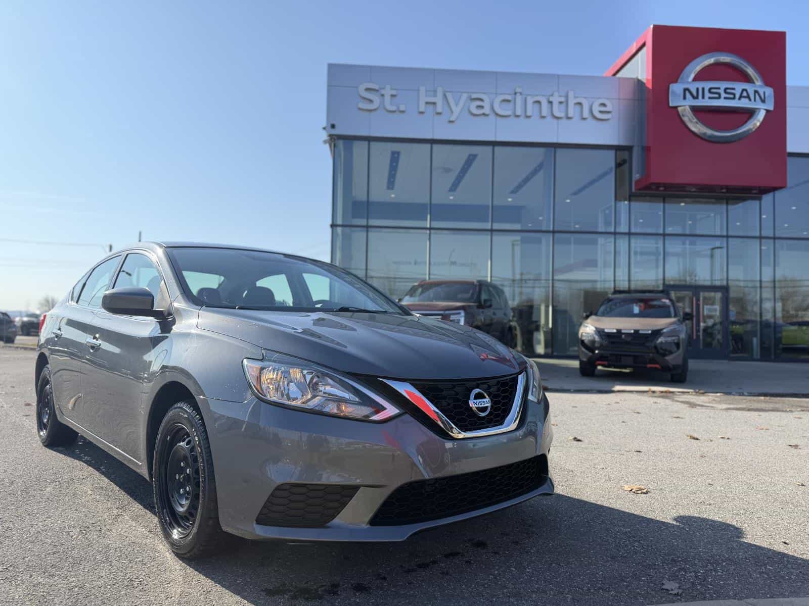 Image 1 Nissan Sentra S 2017
