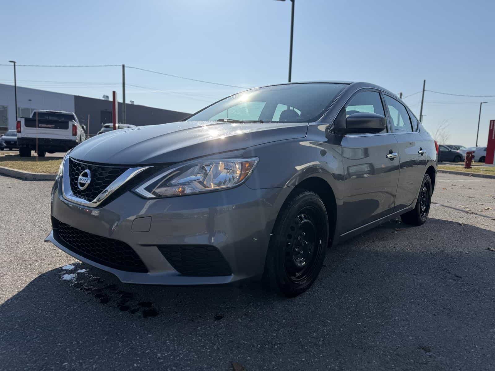 Image 2 Nissan Sentra S 2017