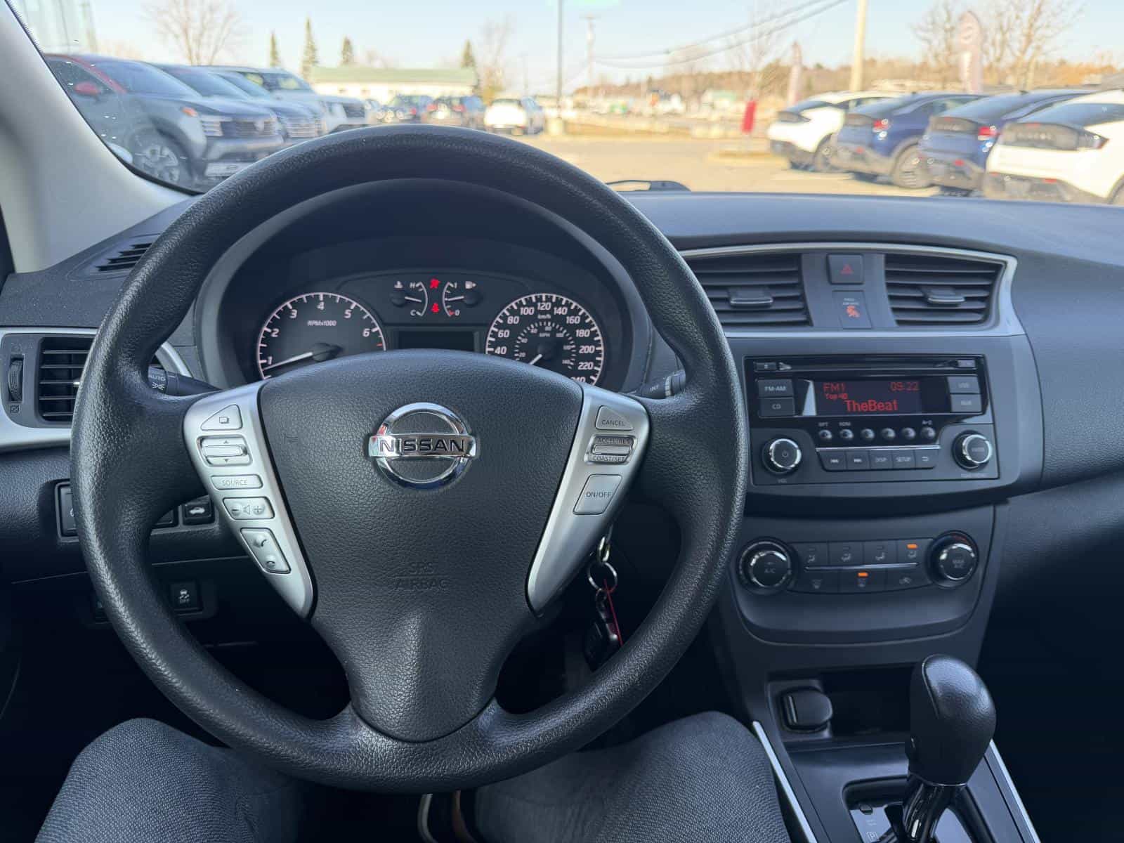 Image 10 Nissan Sentra S 2017